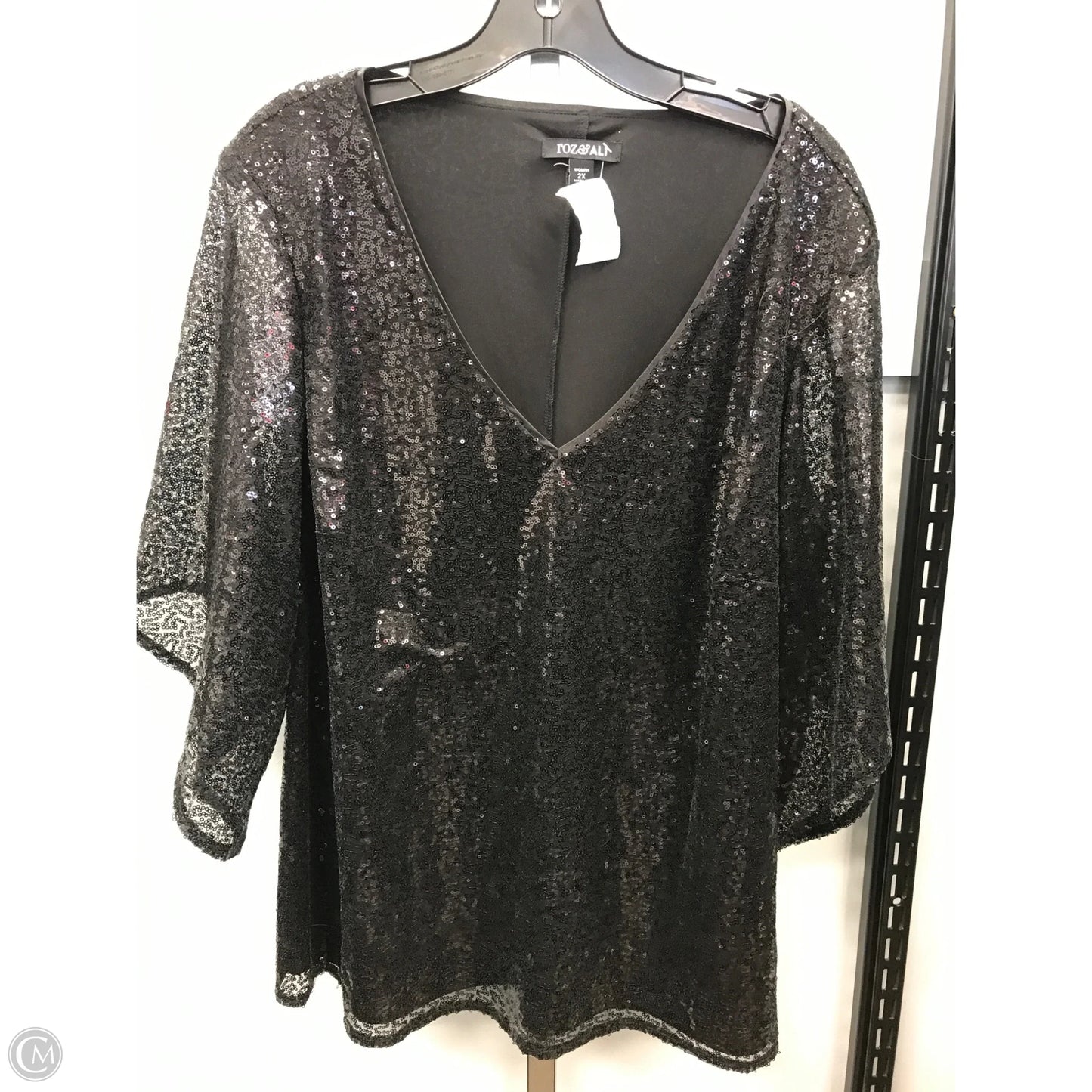 Top Short Sleeve By Roz And Ali In Black, Size: 2x