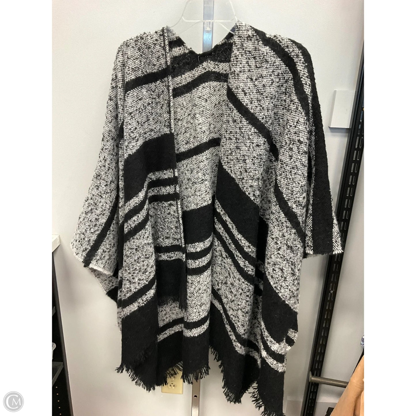 Poncho By Clothes Mentor In Blue & Cream, Size: 0