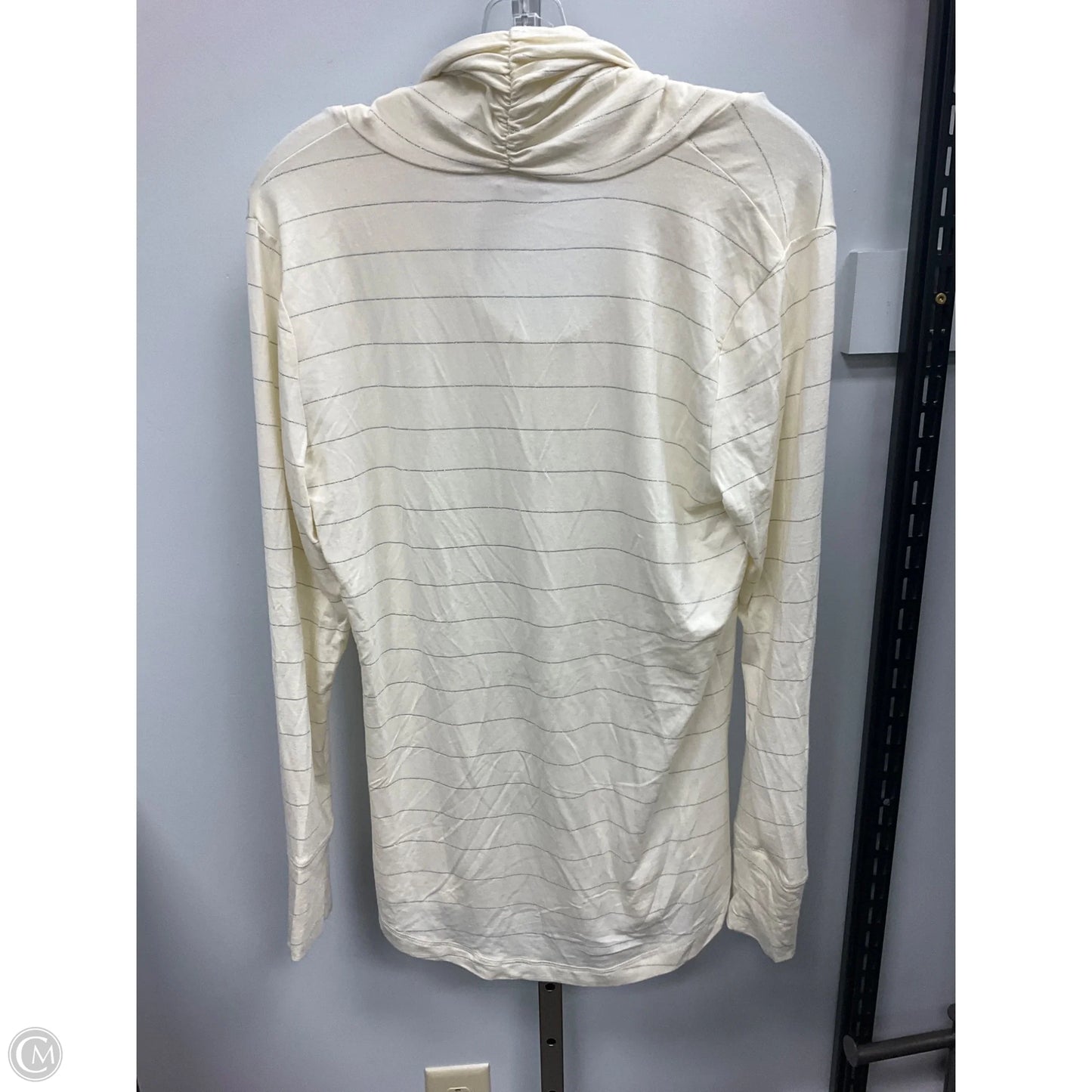Top Long Sleeve Basic By Banana Republic In Cream & Silver, Size: L
