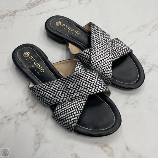 Sandals Flats By Cmc In Silver, Size: 6.5
