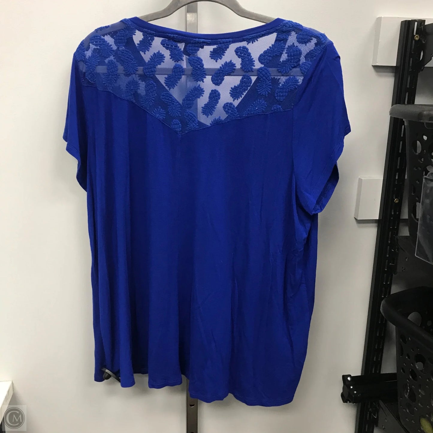 Top Short Sleeve By Cable And Gauge In Blue, Size: 1x