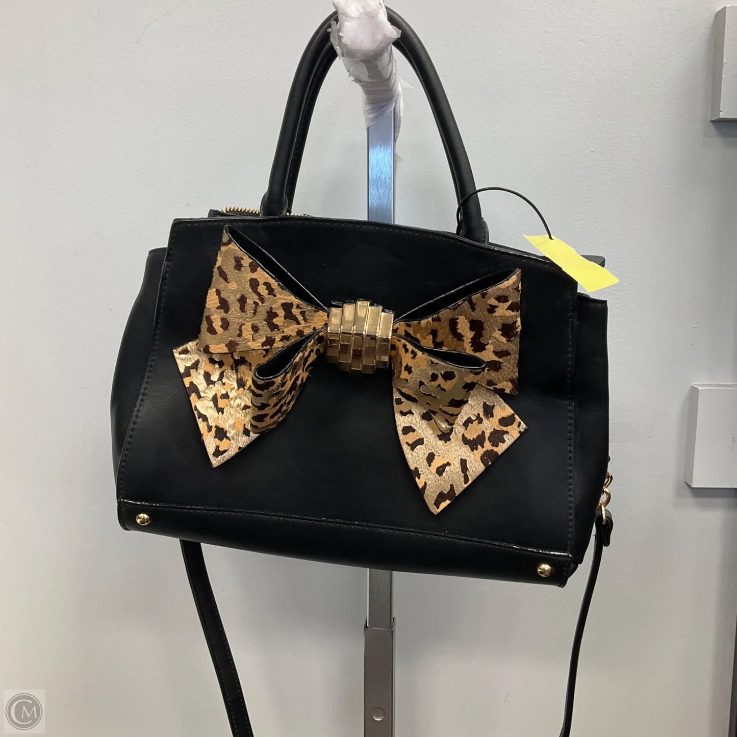 Handbag By Betsey Johnson, Size: Medium
