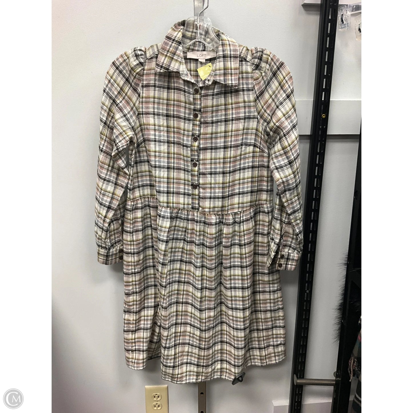 Dress Casual Short By Loft In Plaid Pattern, Size: Xxsp