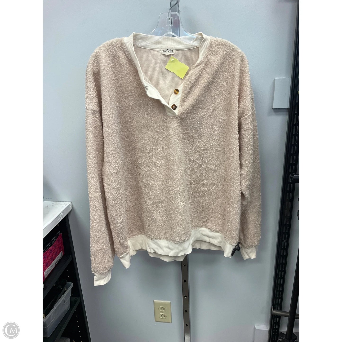 Top Long Sleeve By Donni In Beige, Size: Xl