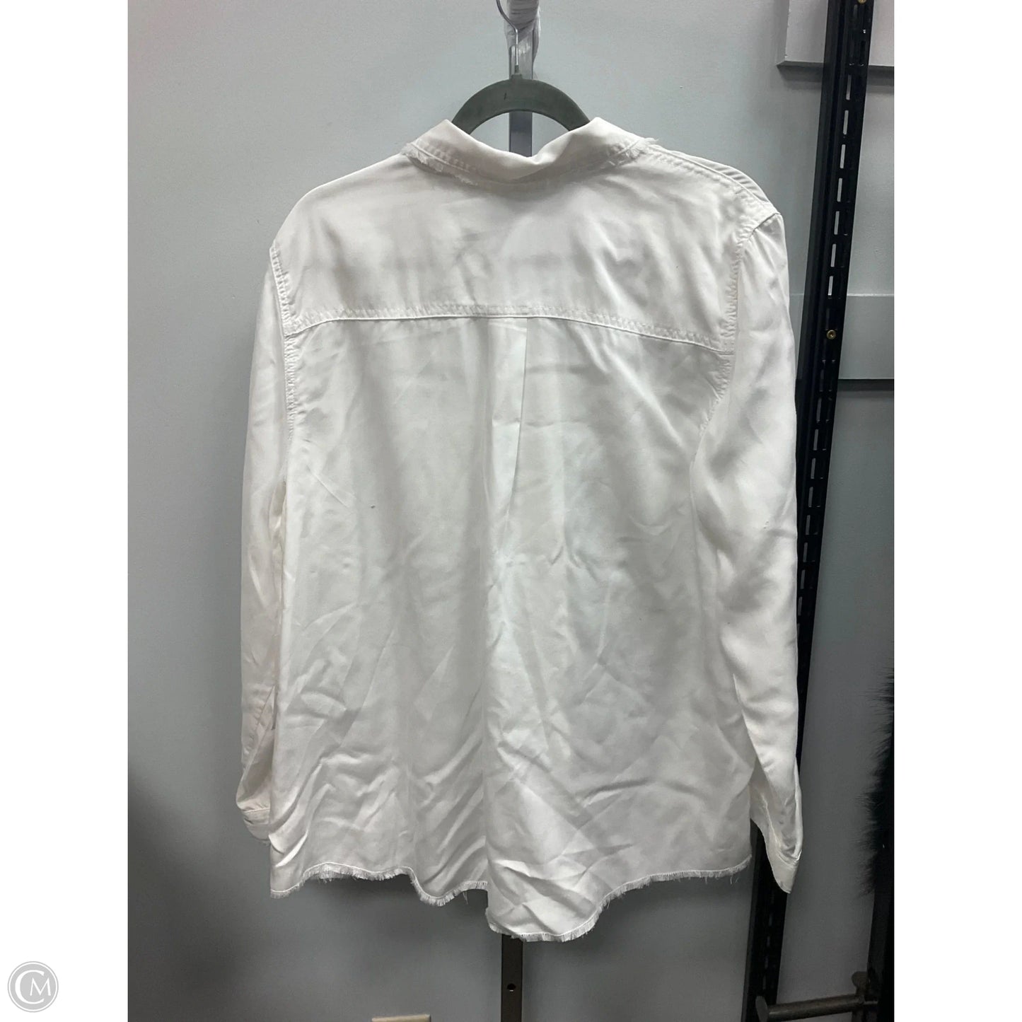 Top Long Sleeve By Chicos In White, Size: Xl