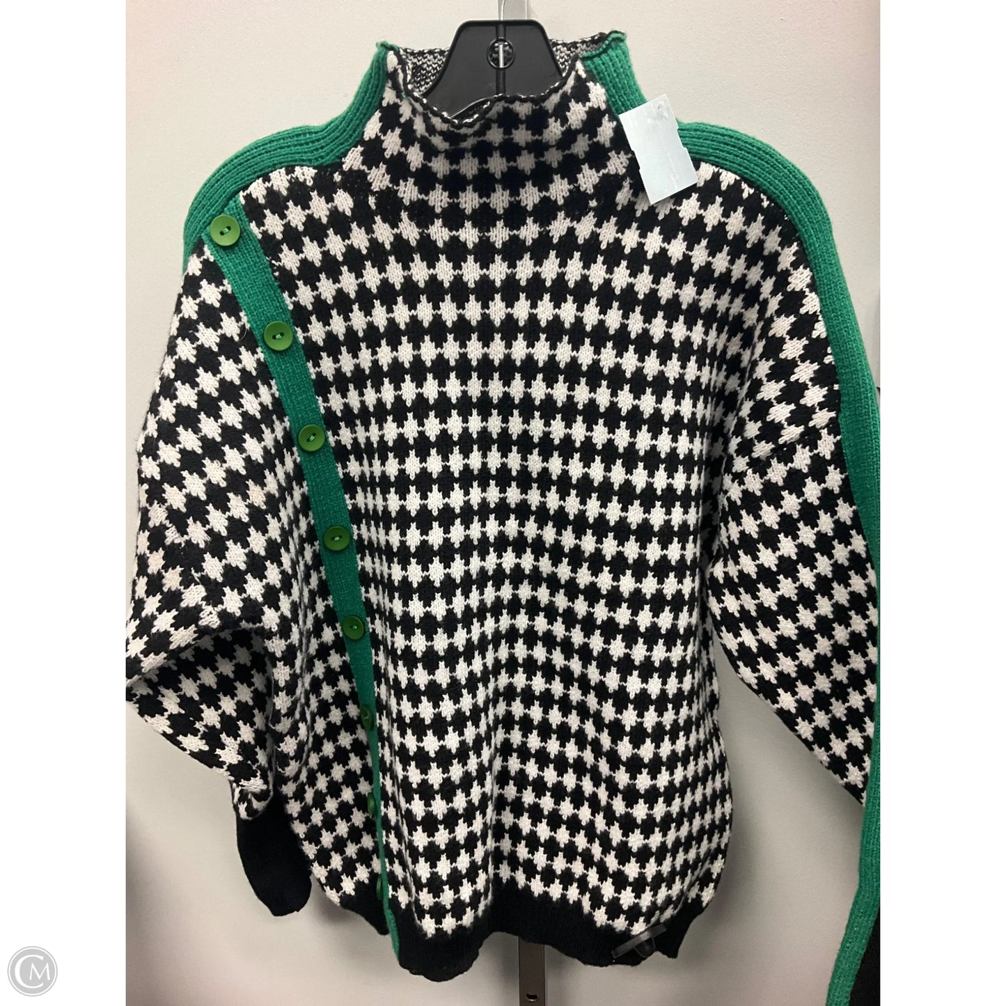 Sweater By Clothes Mentor In Black & White, Size: Xl