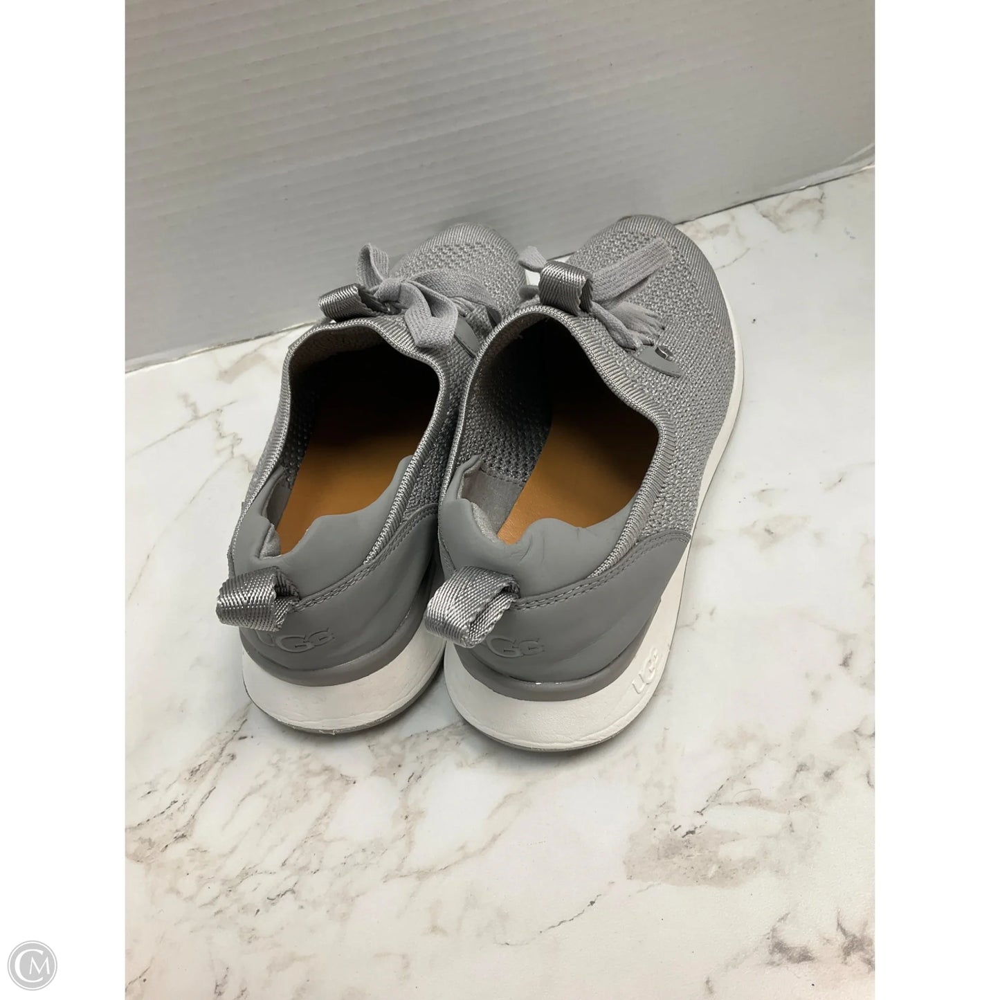 Shoes Designer By Ugg In Grey, Size: 9