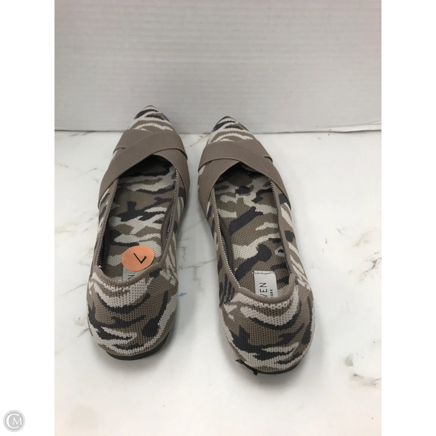 Shoes Flats By Cmc In Camouflage Print, Size: 7