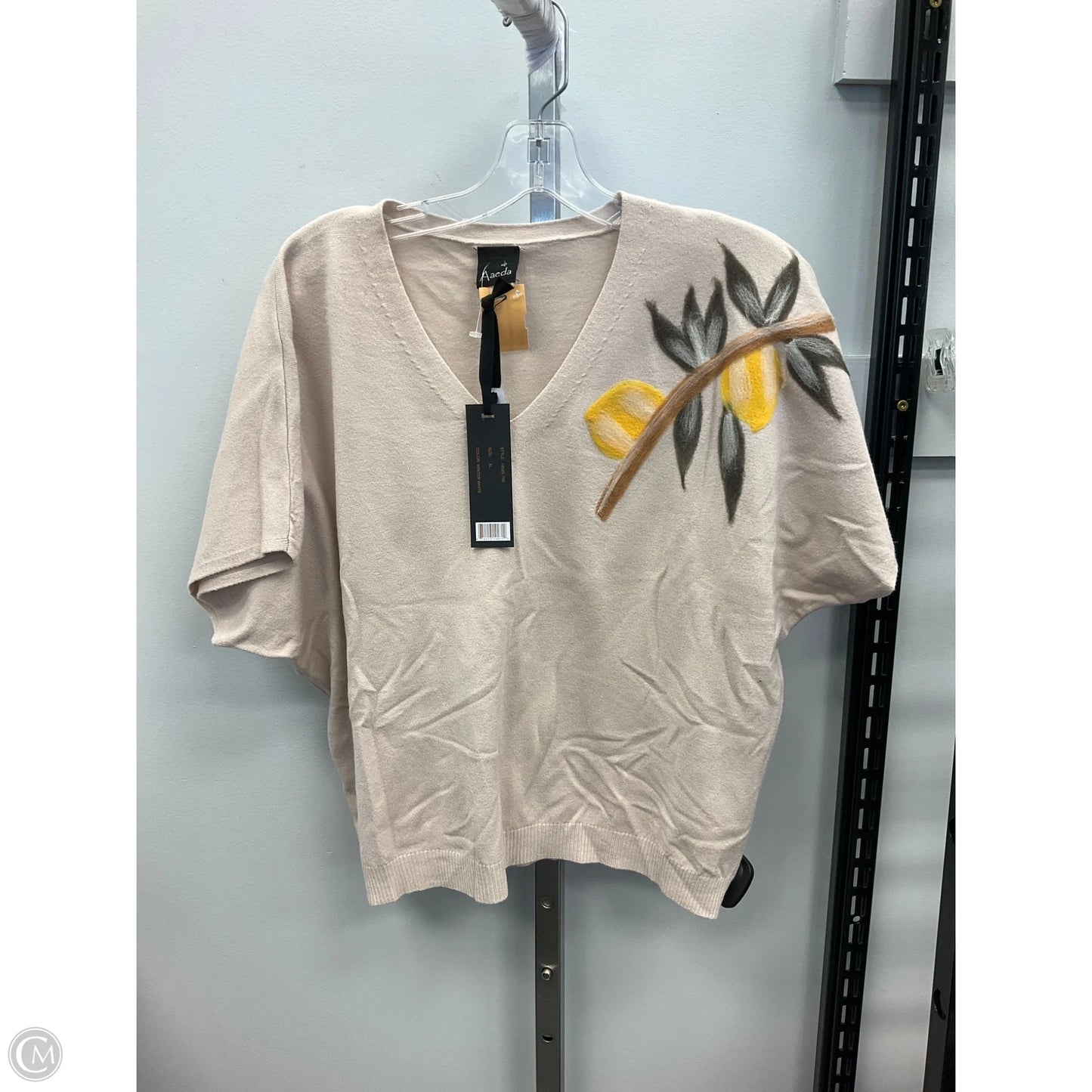 Top Short Sleeve By Aaeda In Cream, Size: Xl