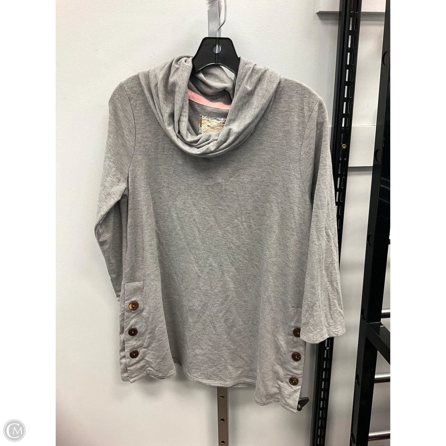 Top Long Sleeve By Cupio In Grey, Size: L