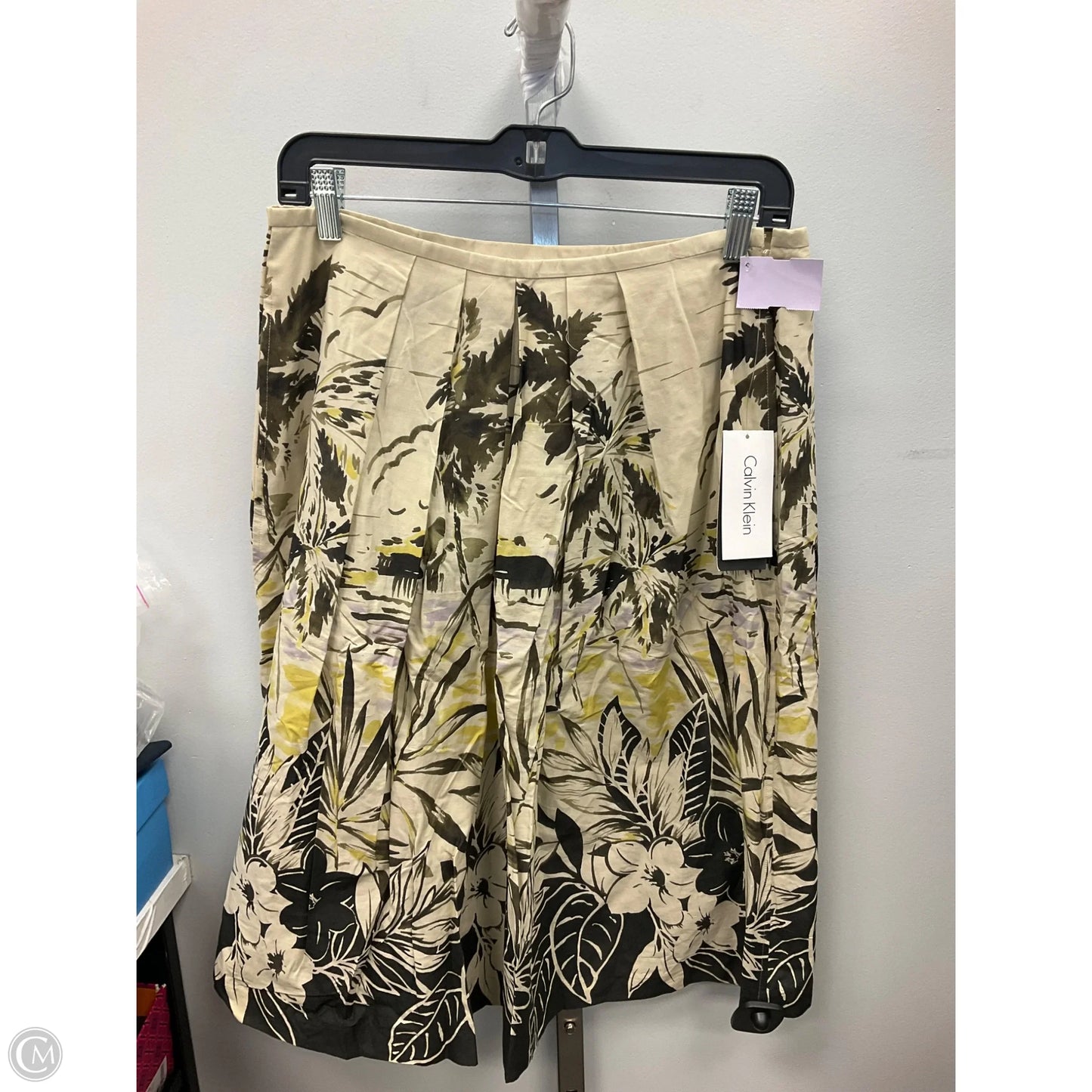 Skirt Mini & Short By Calvin Klein In Brown, Size: 8