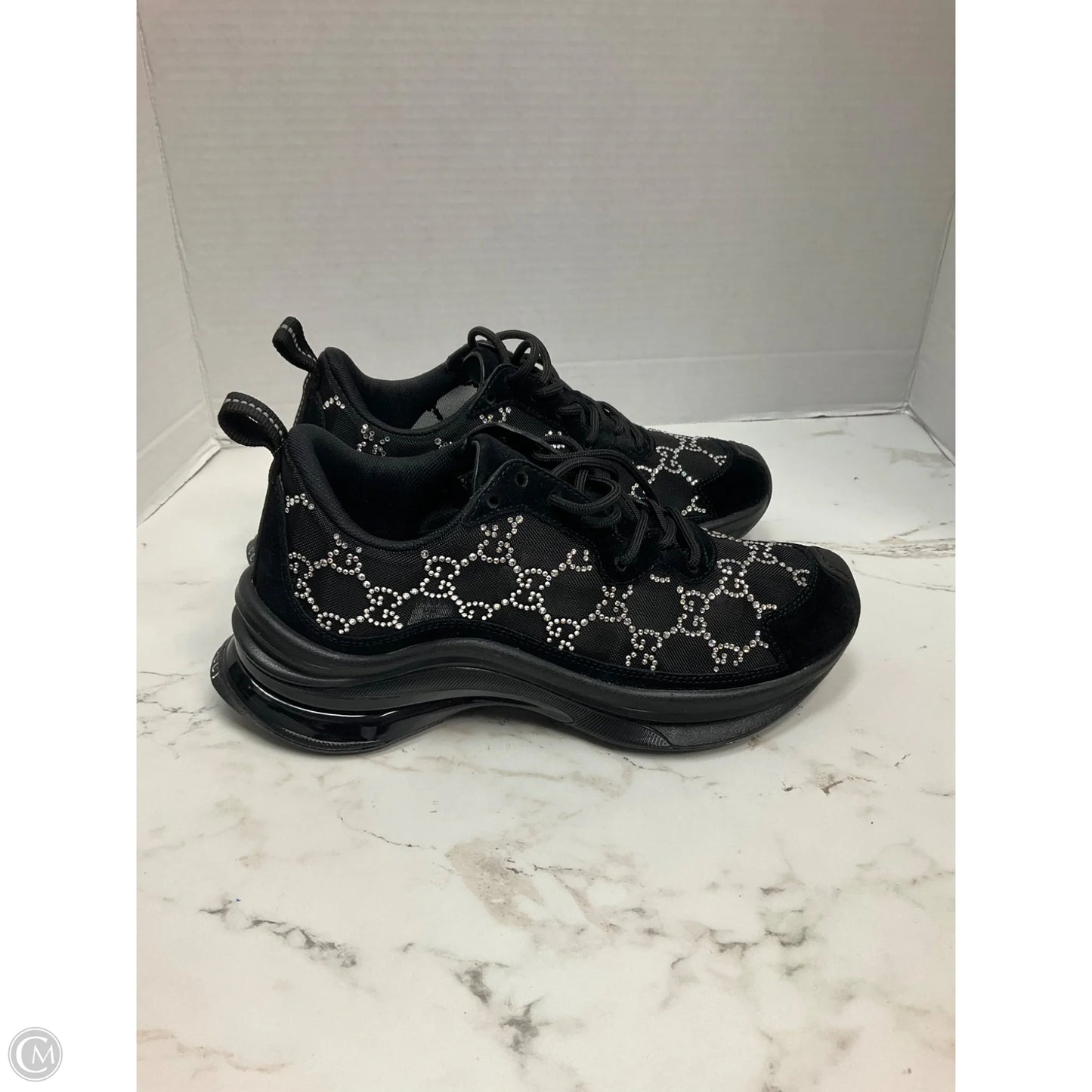 Shoes Luxury Designer By Gucci In Black, Size: 6