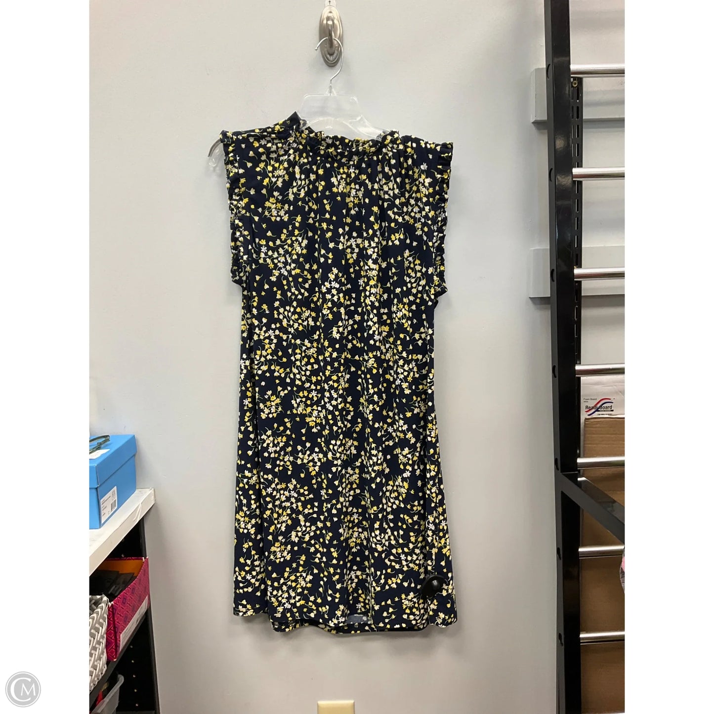 Dress Casual Short By Tommy Hilfiger In Floral Print, Size: 16