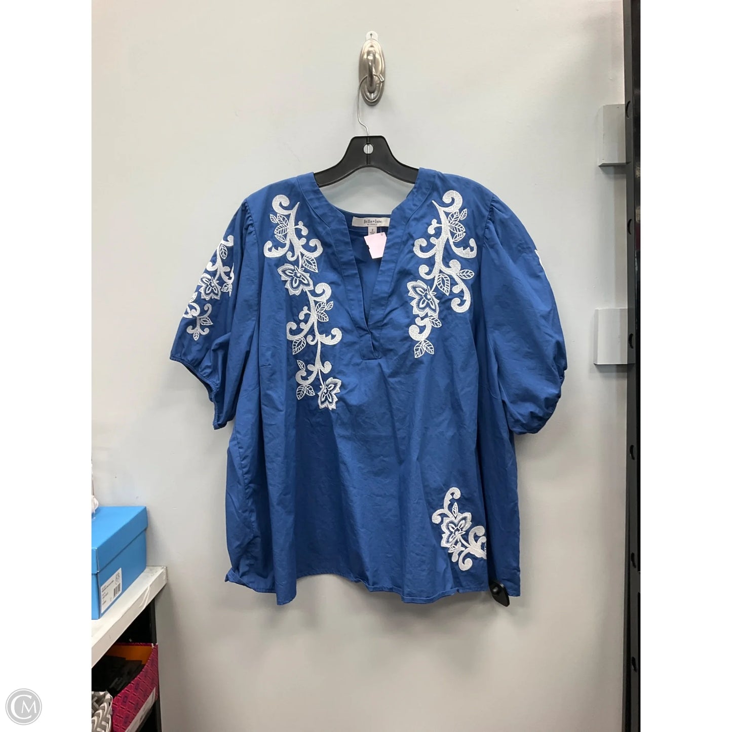 Top Short Sleeve By Torrid In Blue, Size: 2x
