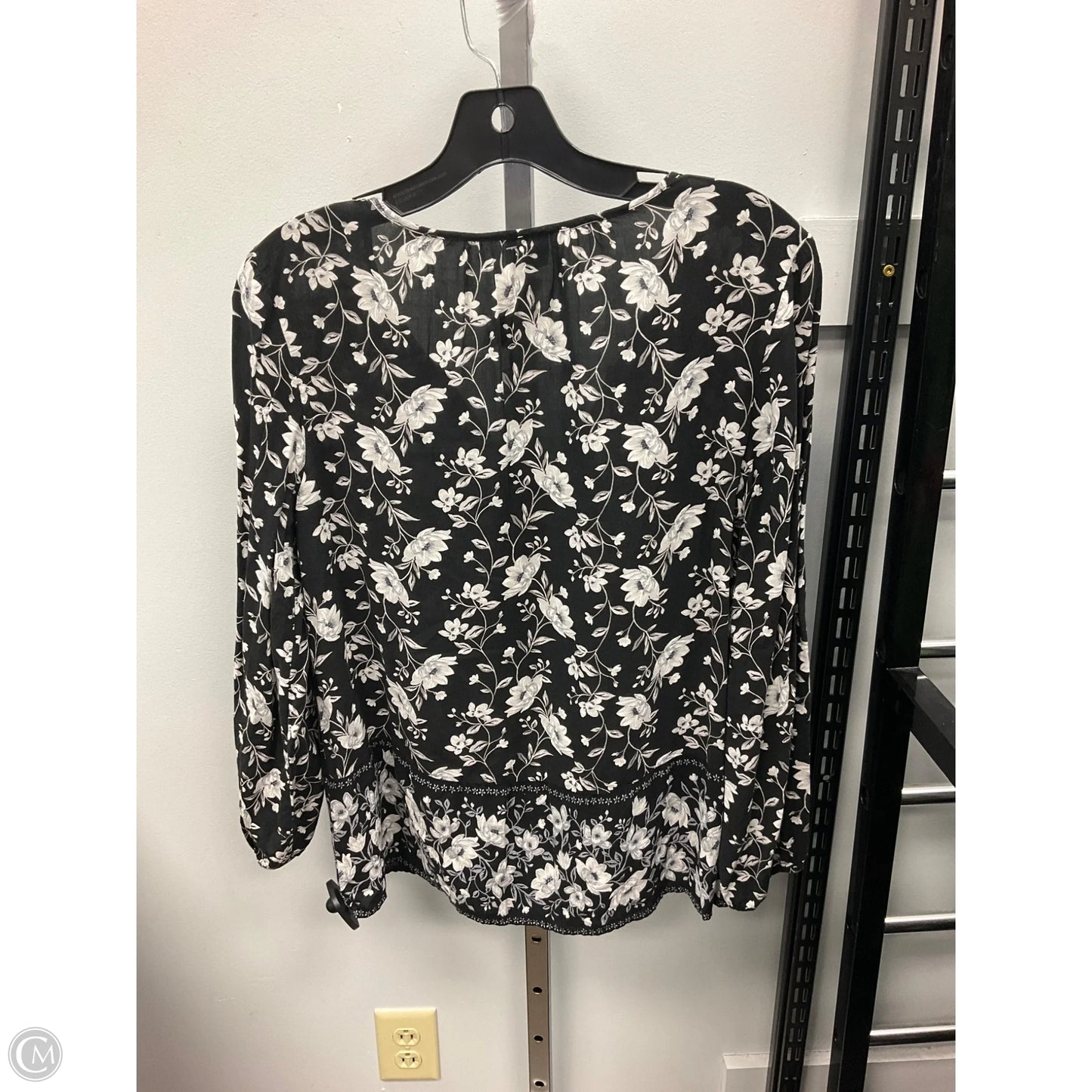 Top Long Sleeve By Old Navy In Floral Print, Size: S