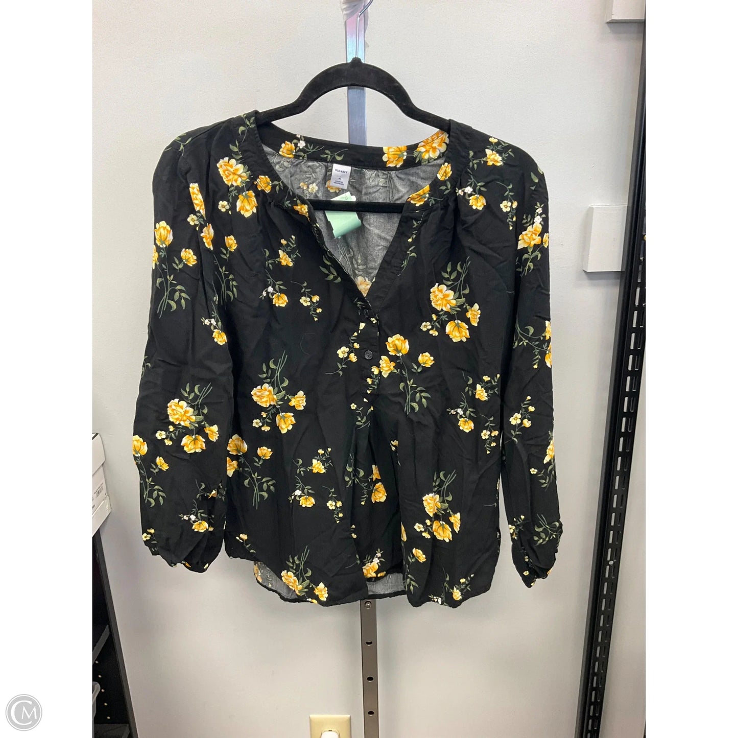 Top Long Sleeve By Old Navy In Black & Yellow, Size: M