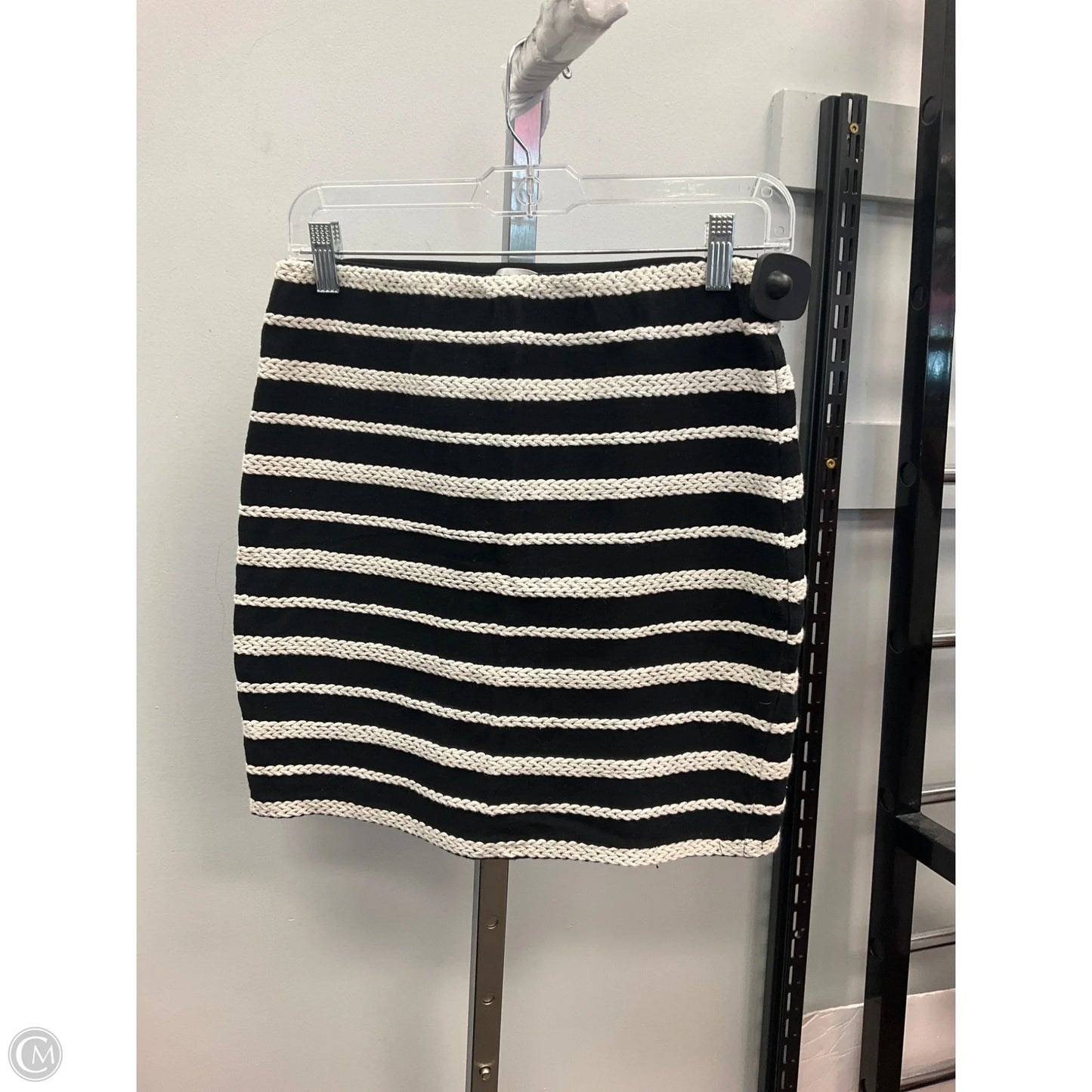 Skirt Mini & Short By Max Studio In Black & White, Size: S