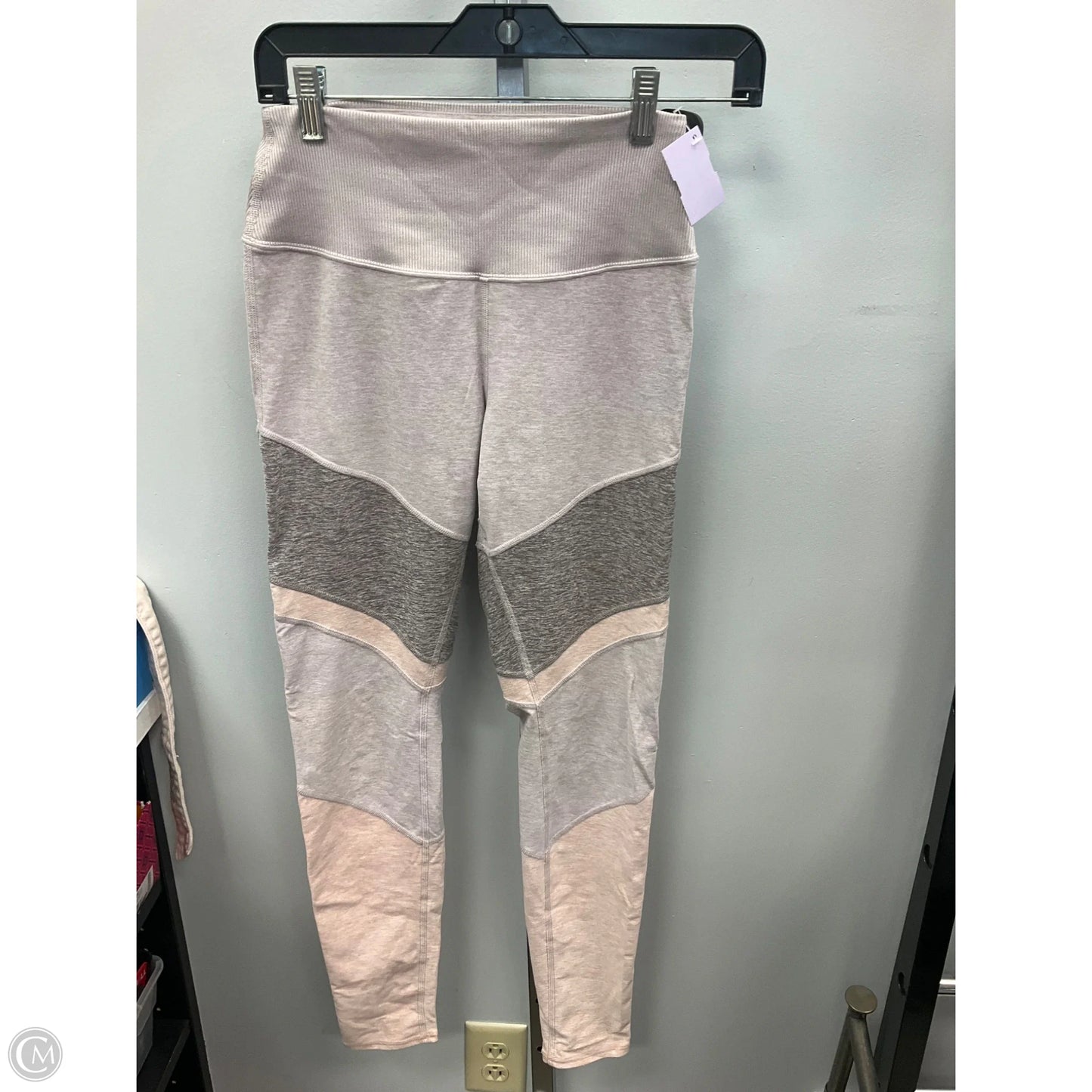 Athletic Leggings By Alo In Pink, Size: M