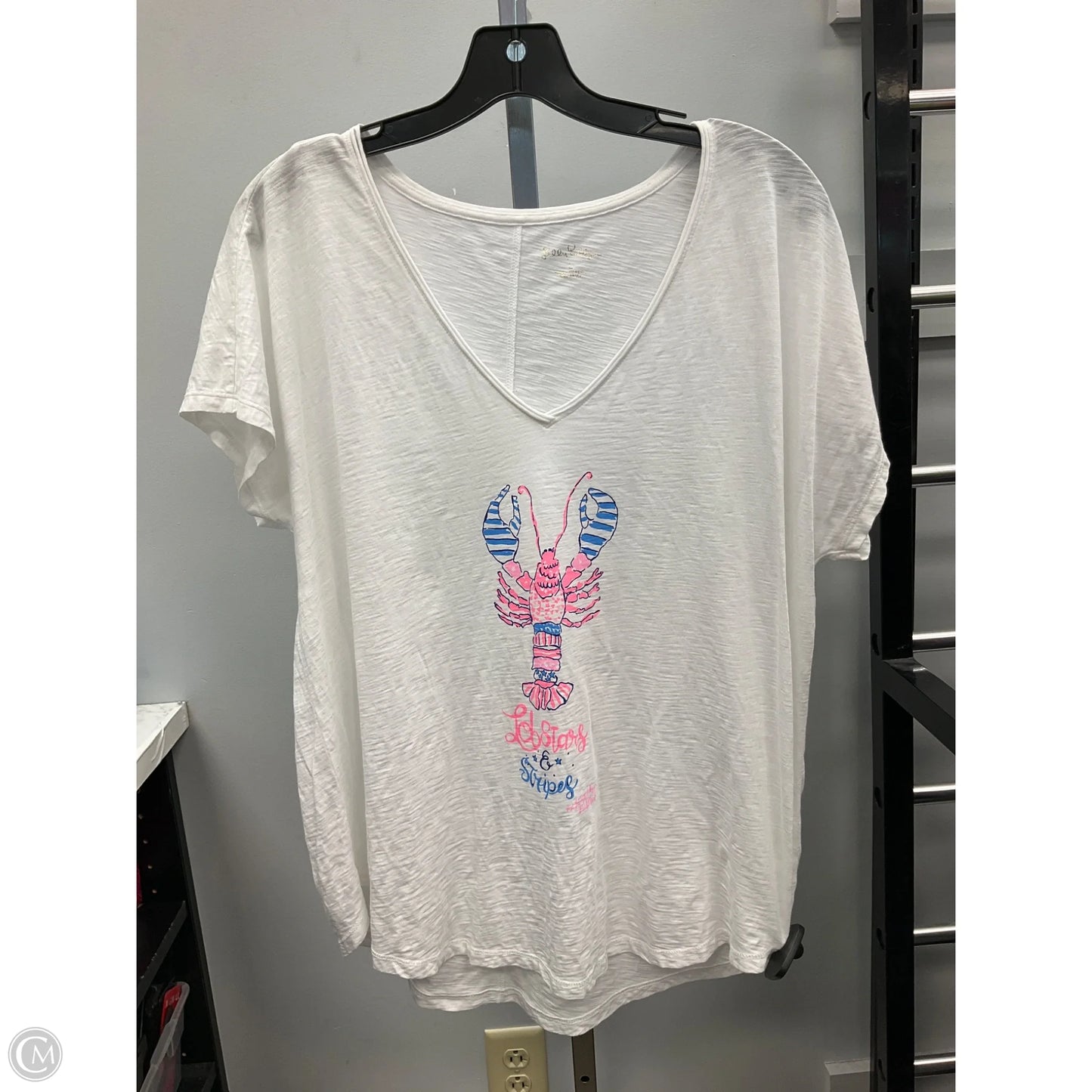 Top Short Sleeve Designer By Lilly Pulitzer In White, Size: L