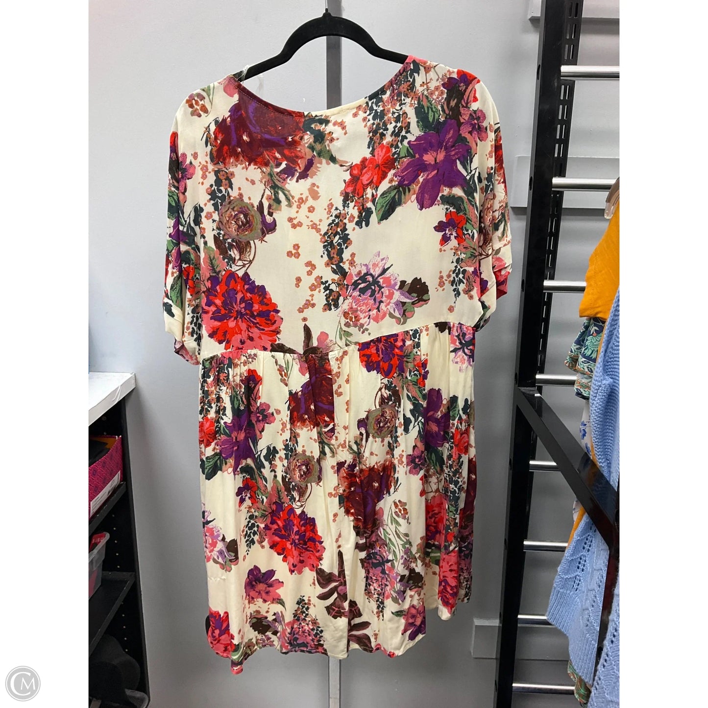 Dress Casual Short By Andree By Unit In Floral Print, Size: L