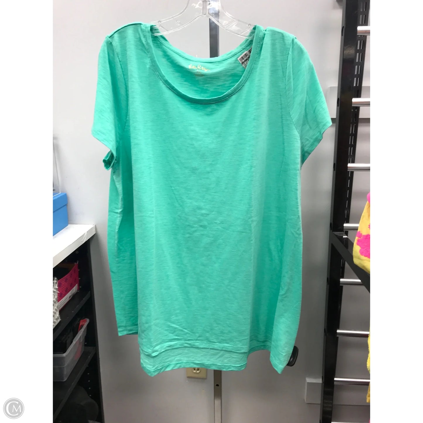 Top Short Sleeve Designer By Lilly Pulitzer In Green, Size: Xxl