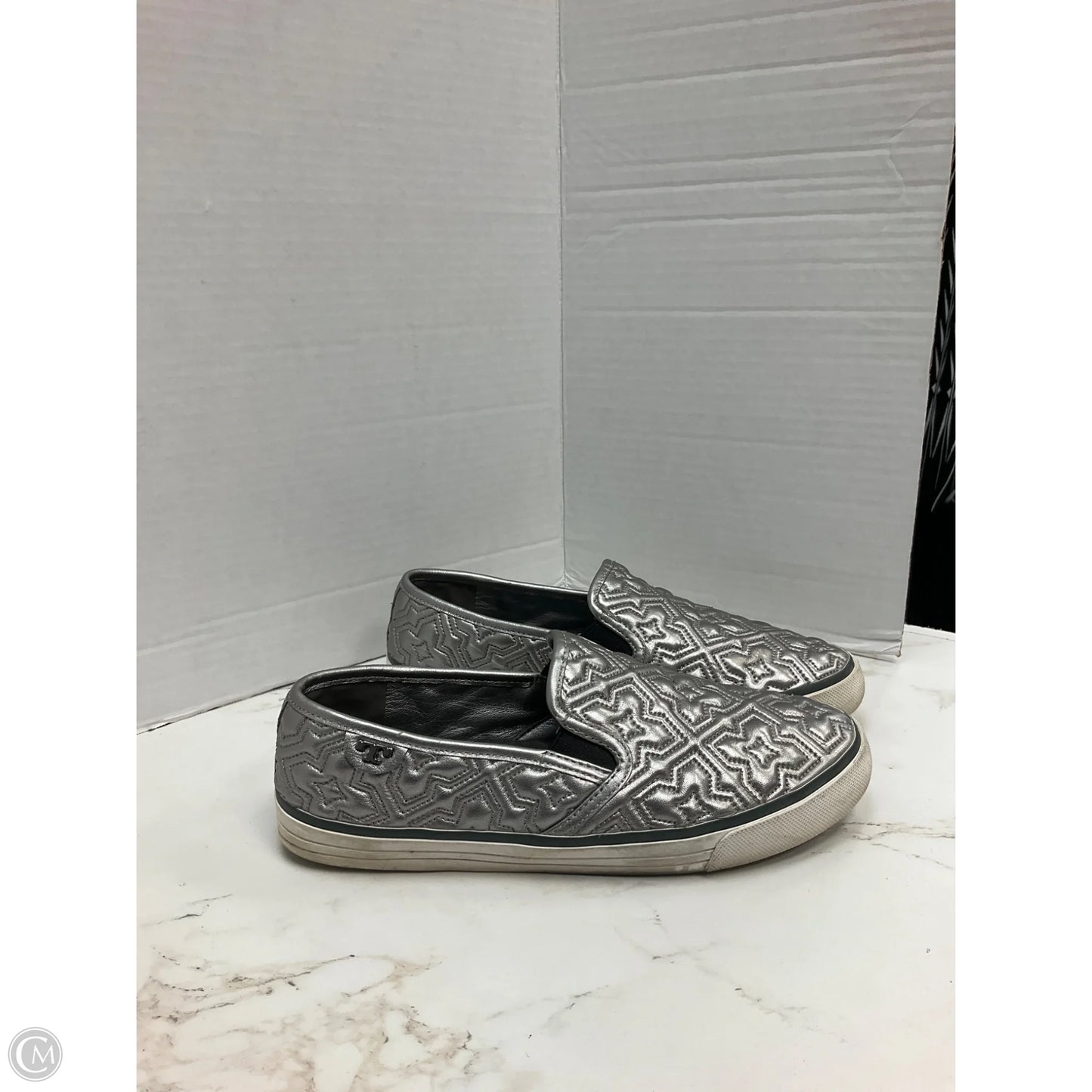 Shoes Designer By Tory Burch In Silver, Size: 8