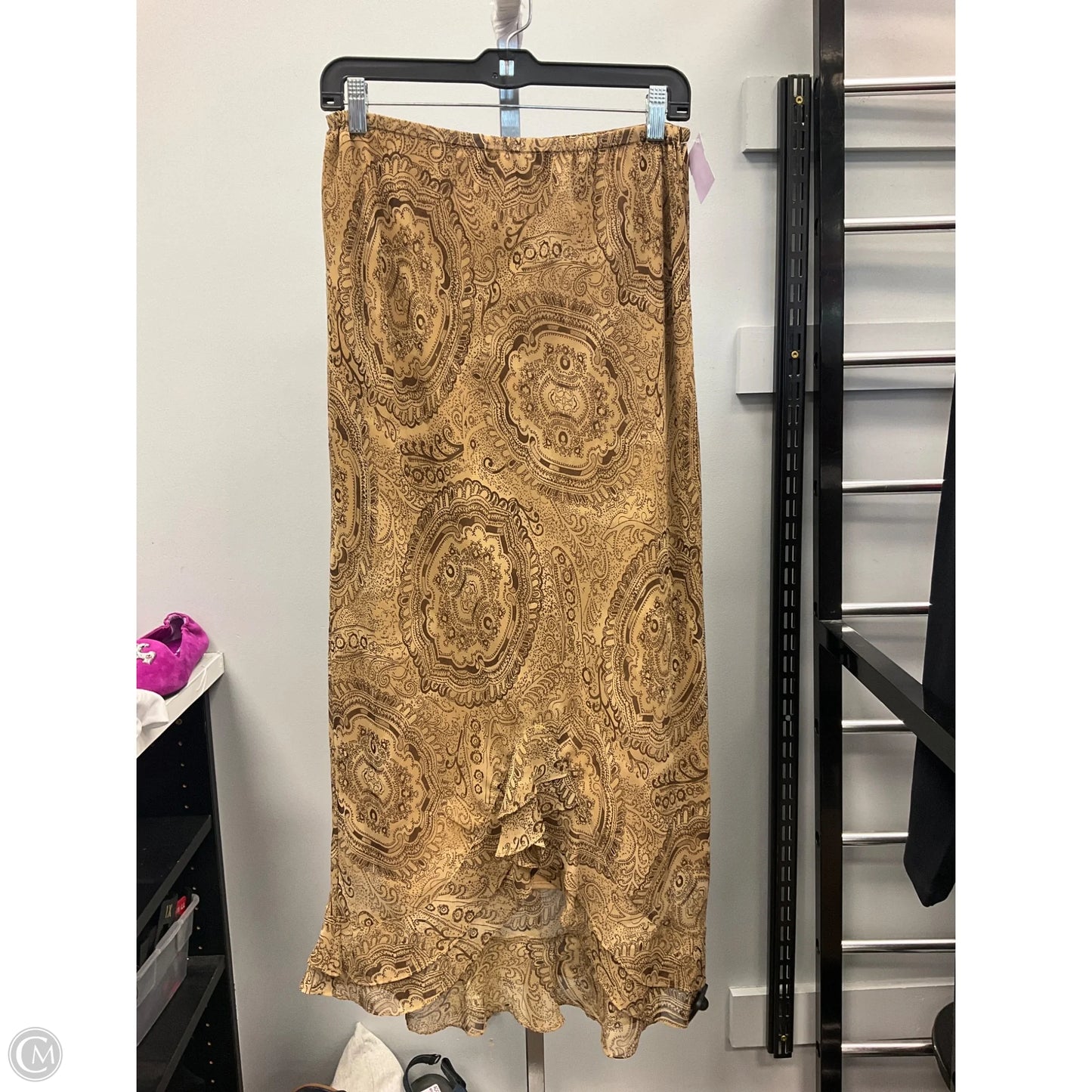 Skirt Midi By Clothes Mentor In Paisley Print, Size: M