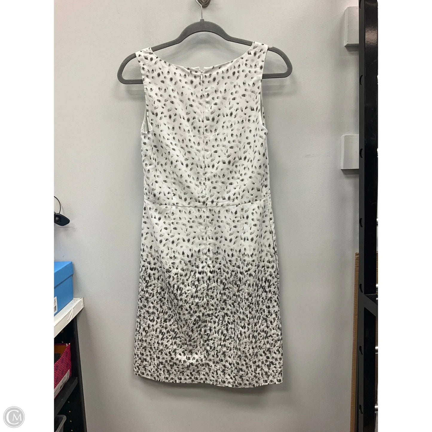 Dress Casual Short By Loft In Grey & White, Size: 4
