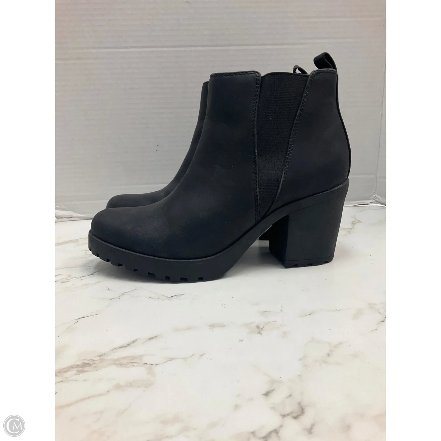 Boots Ankle Heels By Clothes Mentor In Black, Size: 8