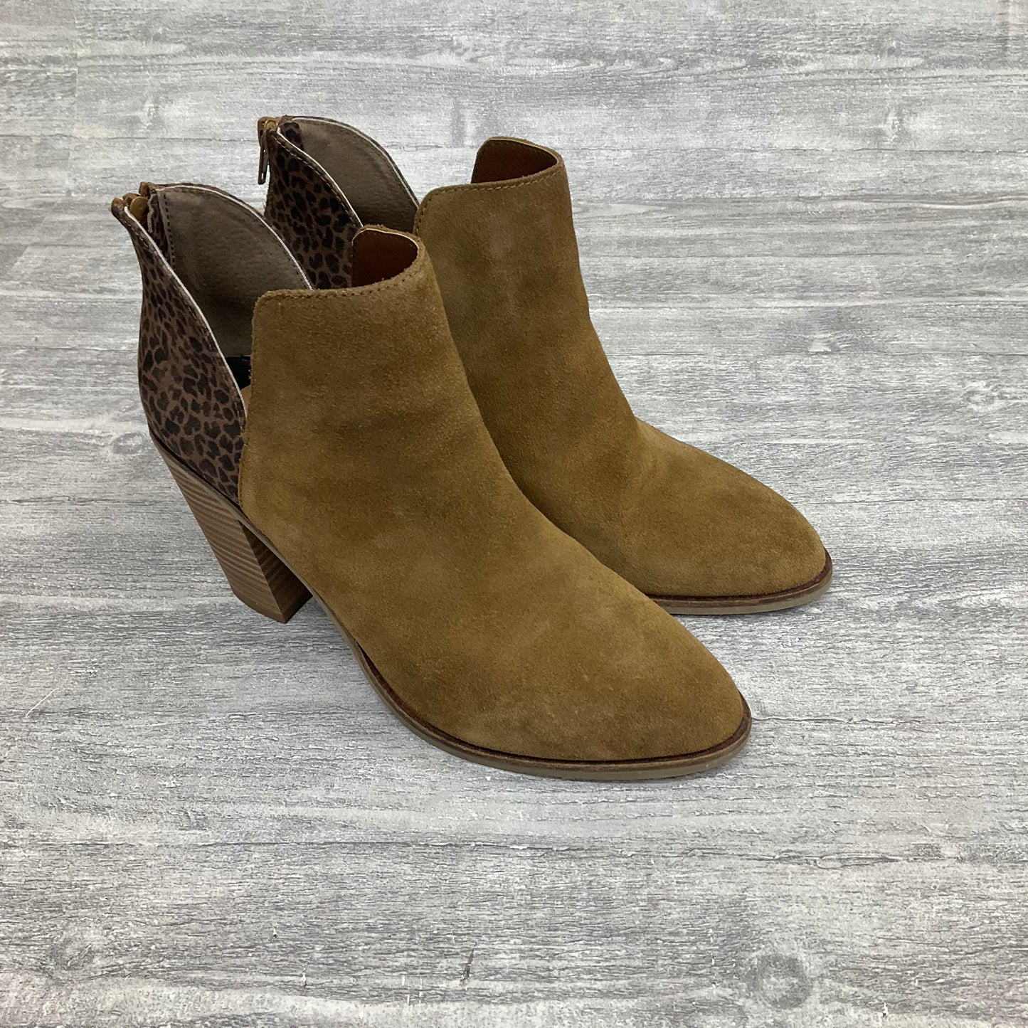 Boots Ankle Heels By Dolce Vita In Brown, Size: 10