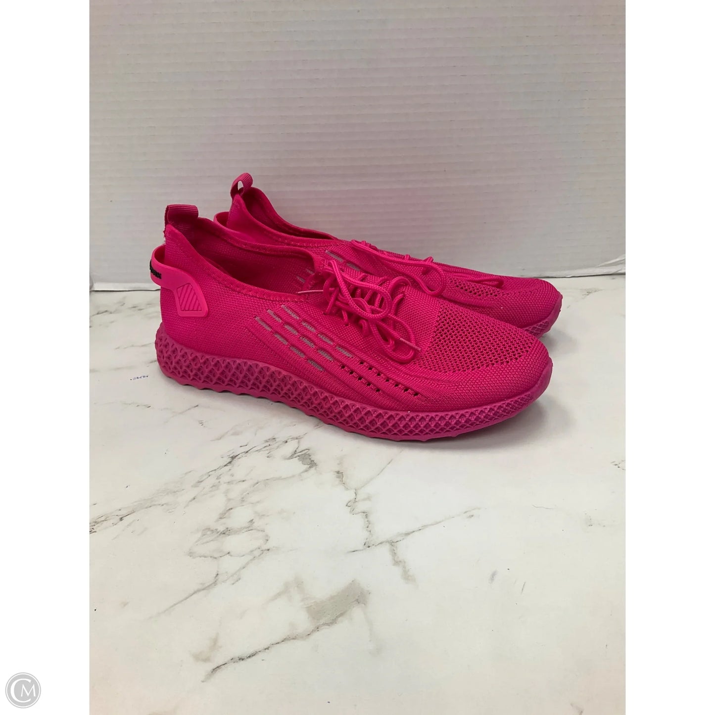 Shoes Athletic By Clothes Mentor In Pink, Size: 8.5