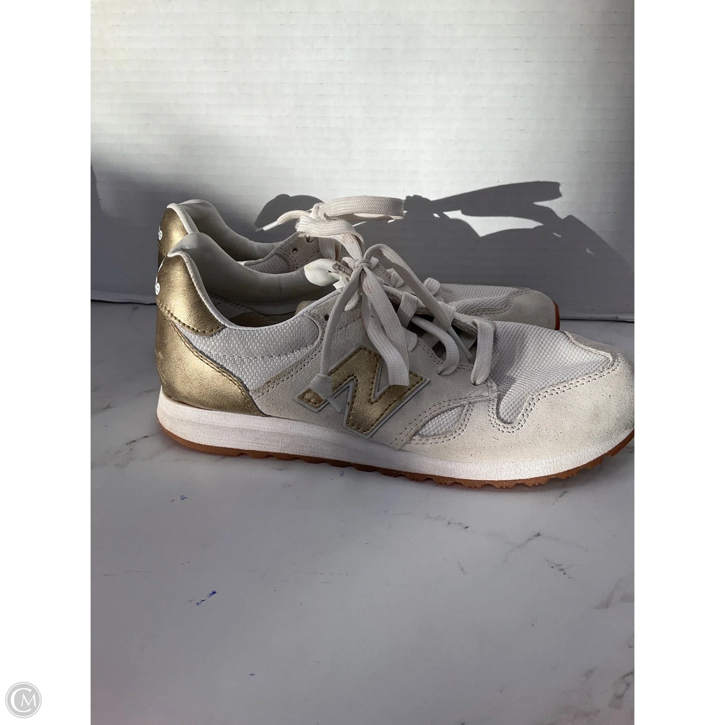 Shoes Sneakers By New Balance In Cream, Size: 7.5
