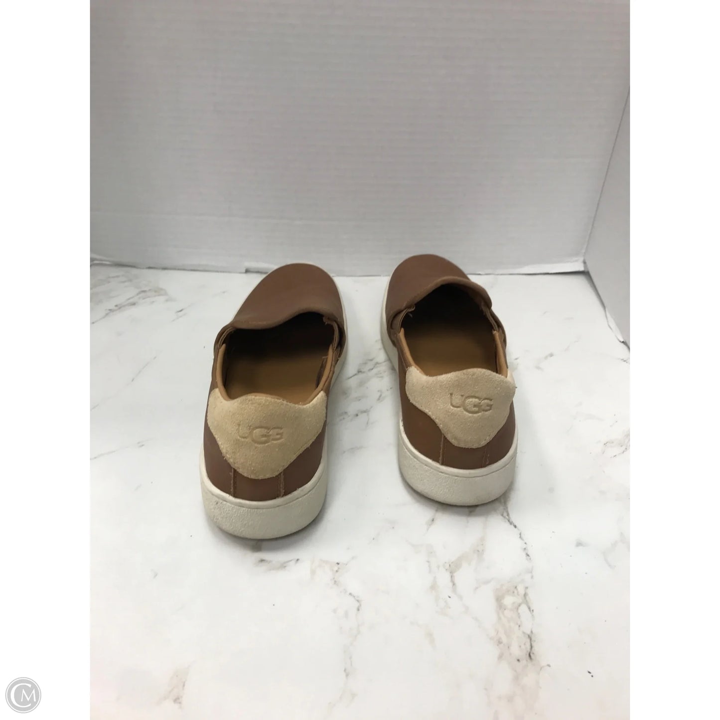 Shoes Designer By Ugg In Tan, Size: 8