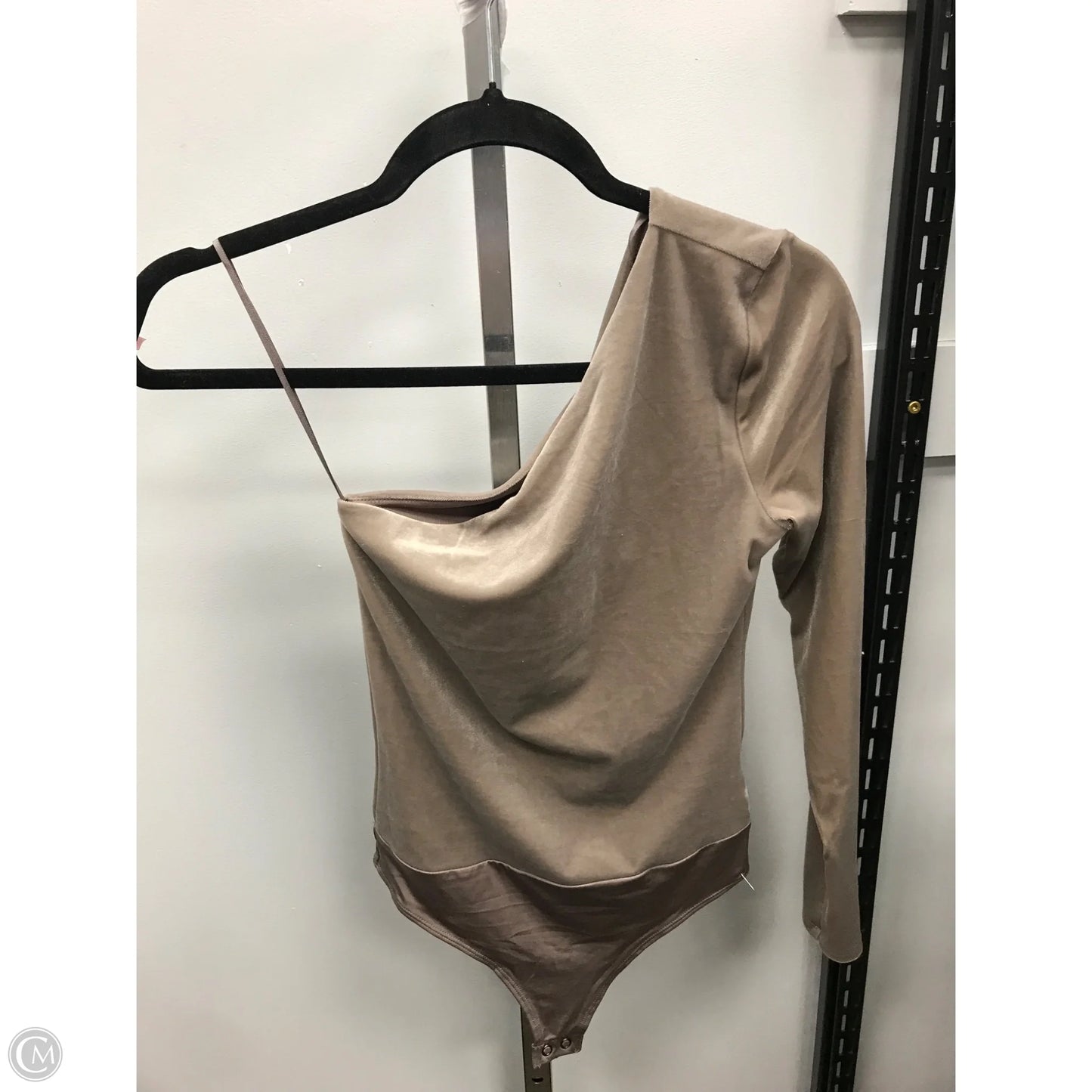 Top Long Sleeve By Express In Taupe, Size: Xs