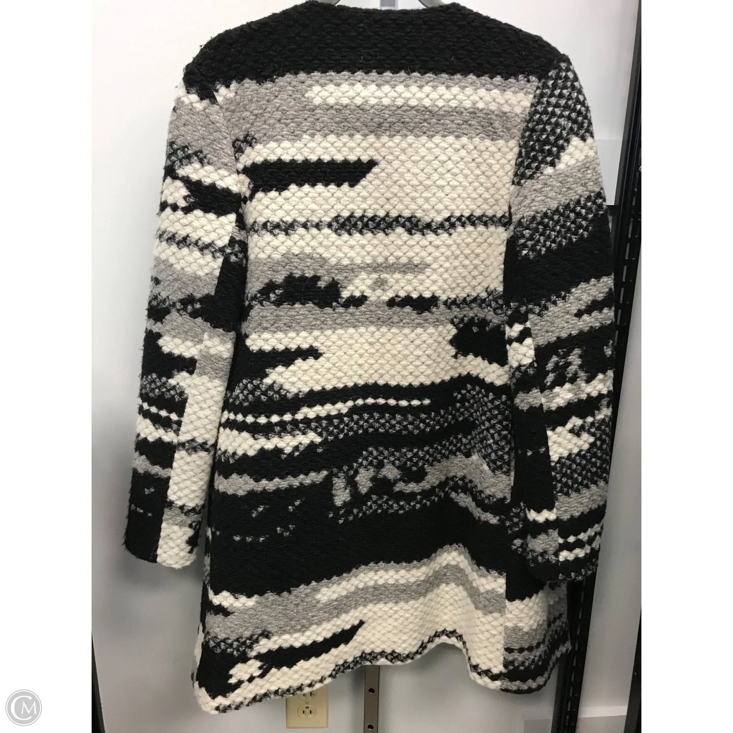 Cardigan By Clothes Mentor In Black & Grey, Size: M
