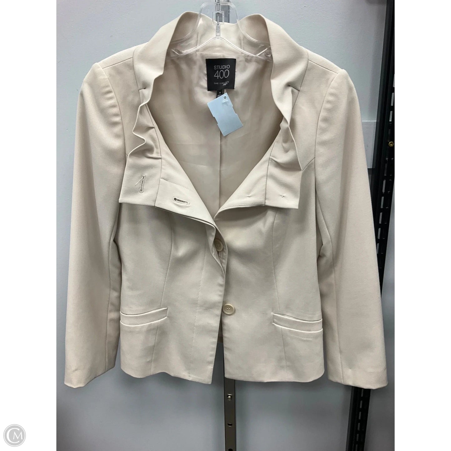 Blazer By Clothes Mentor In Cream, Size: S