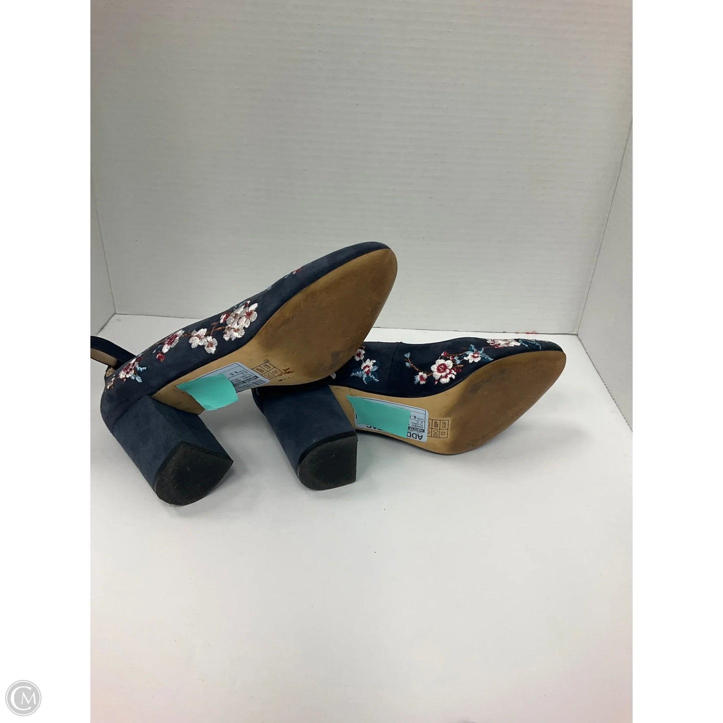 Shoes Heels Block By White House Black Market In Floral Print, Size: 6.5