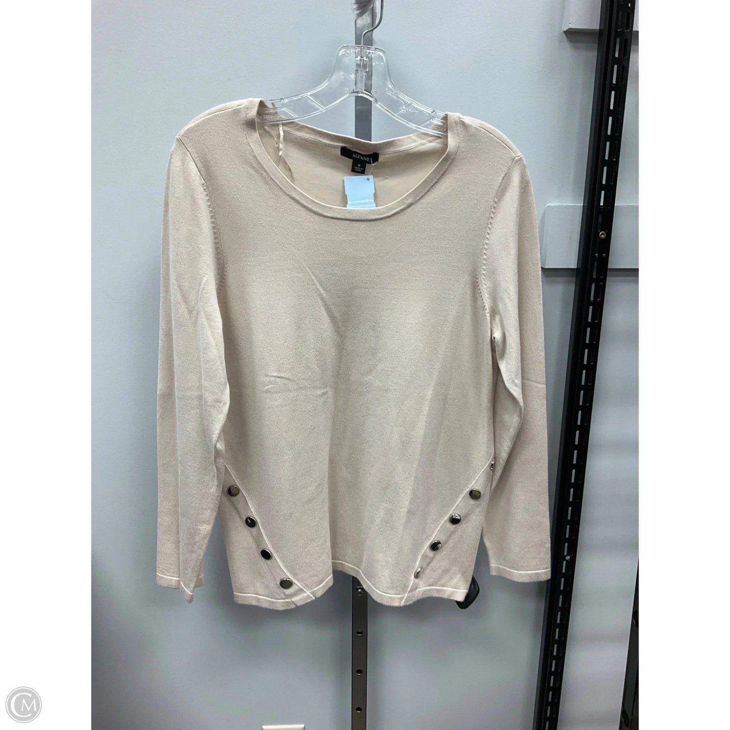 Top Long Sleeve By Alfani In Cream, Size: M