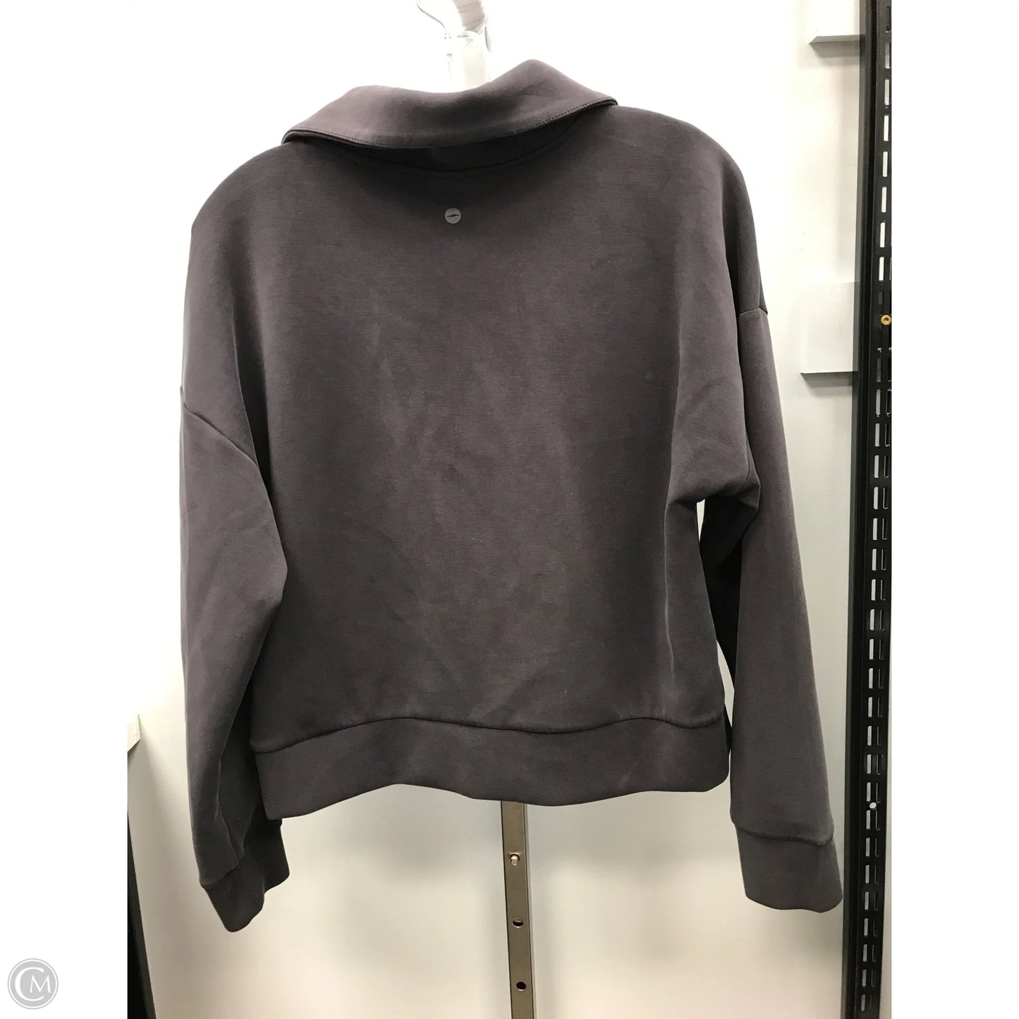 Athletic Top Long Sleeve Collar By Avia In Grey, Size: M