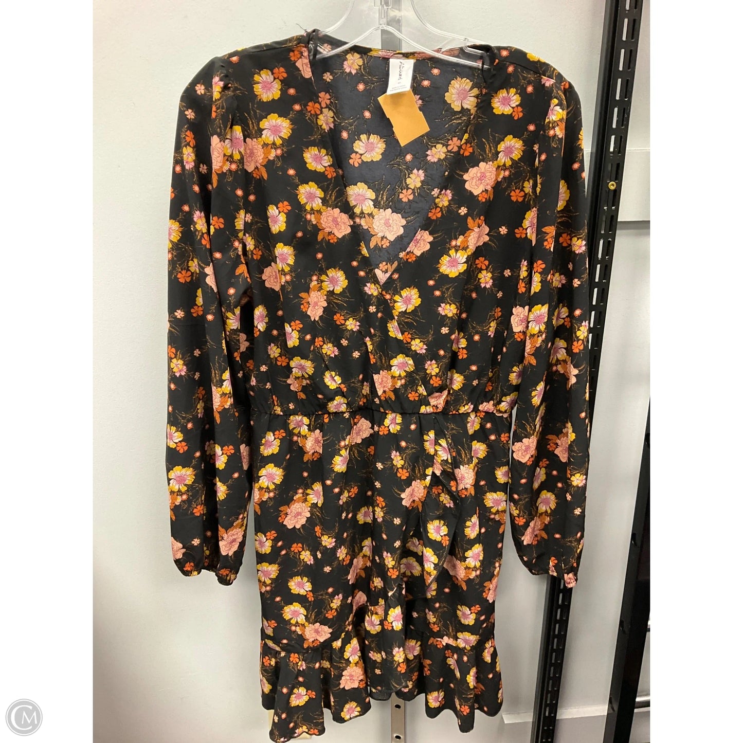 Dress Casual Short By Abound In Floral Print, Size: M