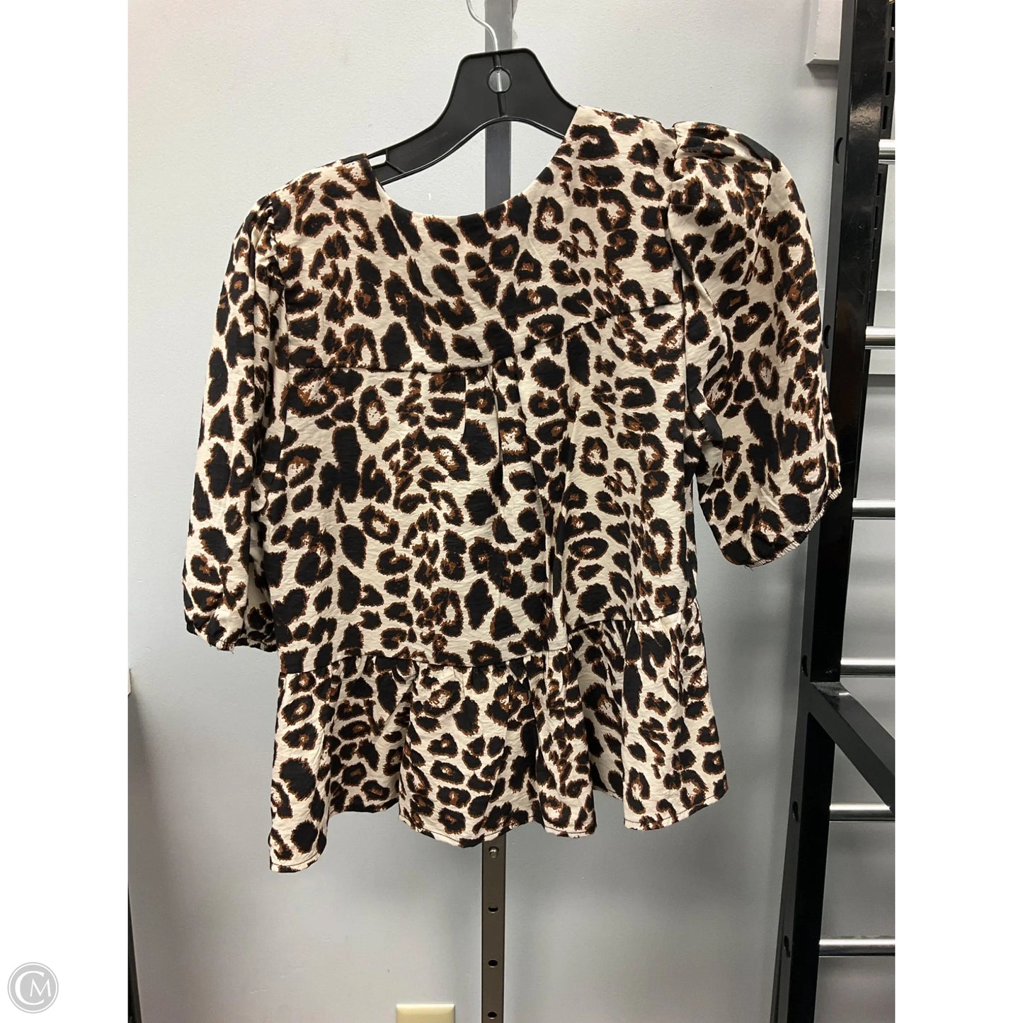Top Short Sleeve By Monteau In Animal Print, Size: M