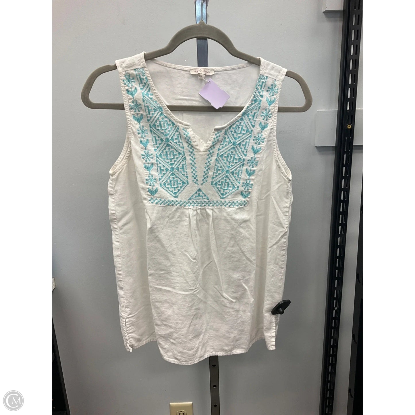 Top Sleeveless By Clothes Mentor In Cream & Green, Size: S