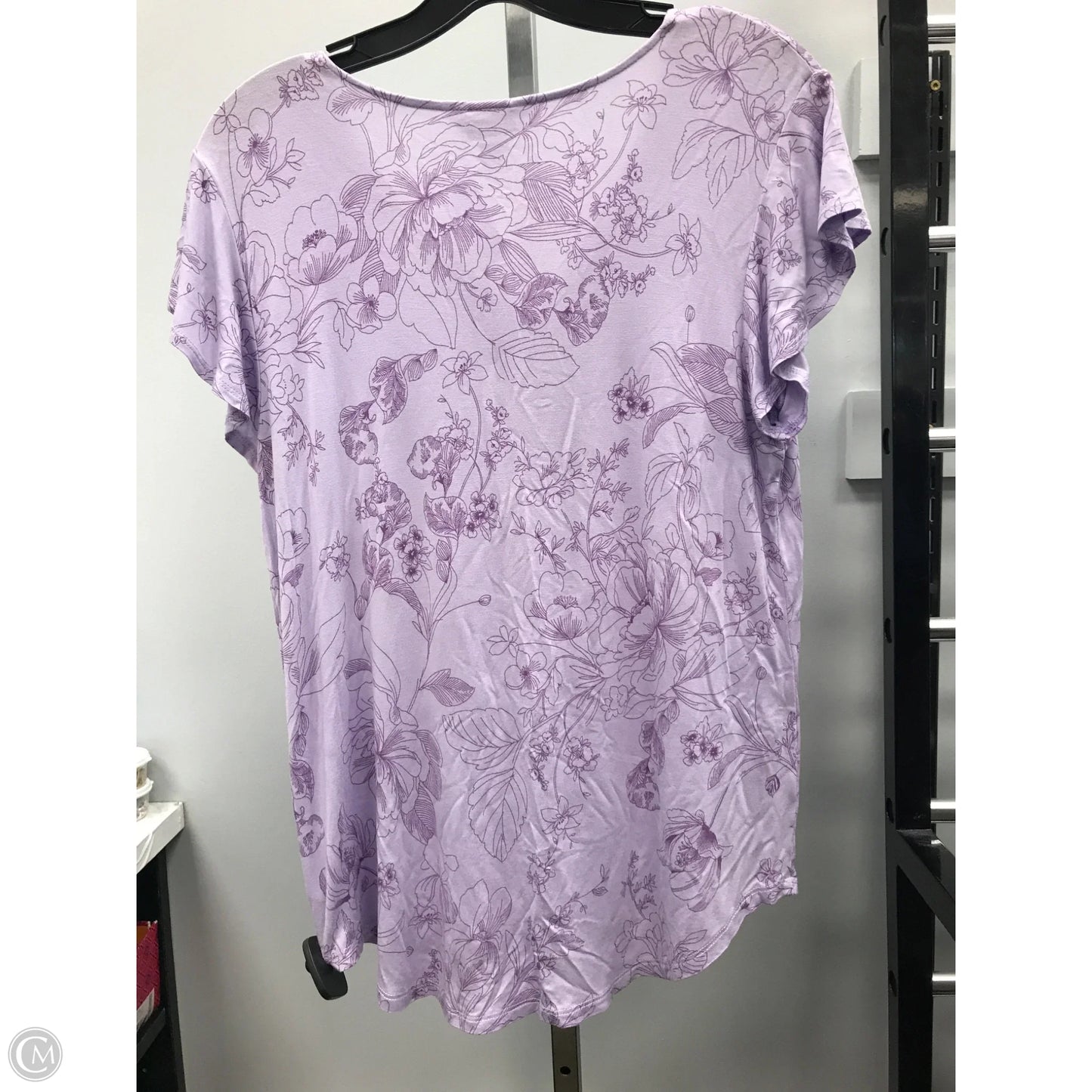 Top Short Sleeve By Liz Claiborne In Purple, Size: M
