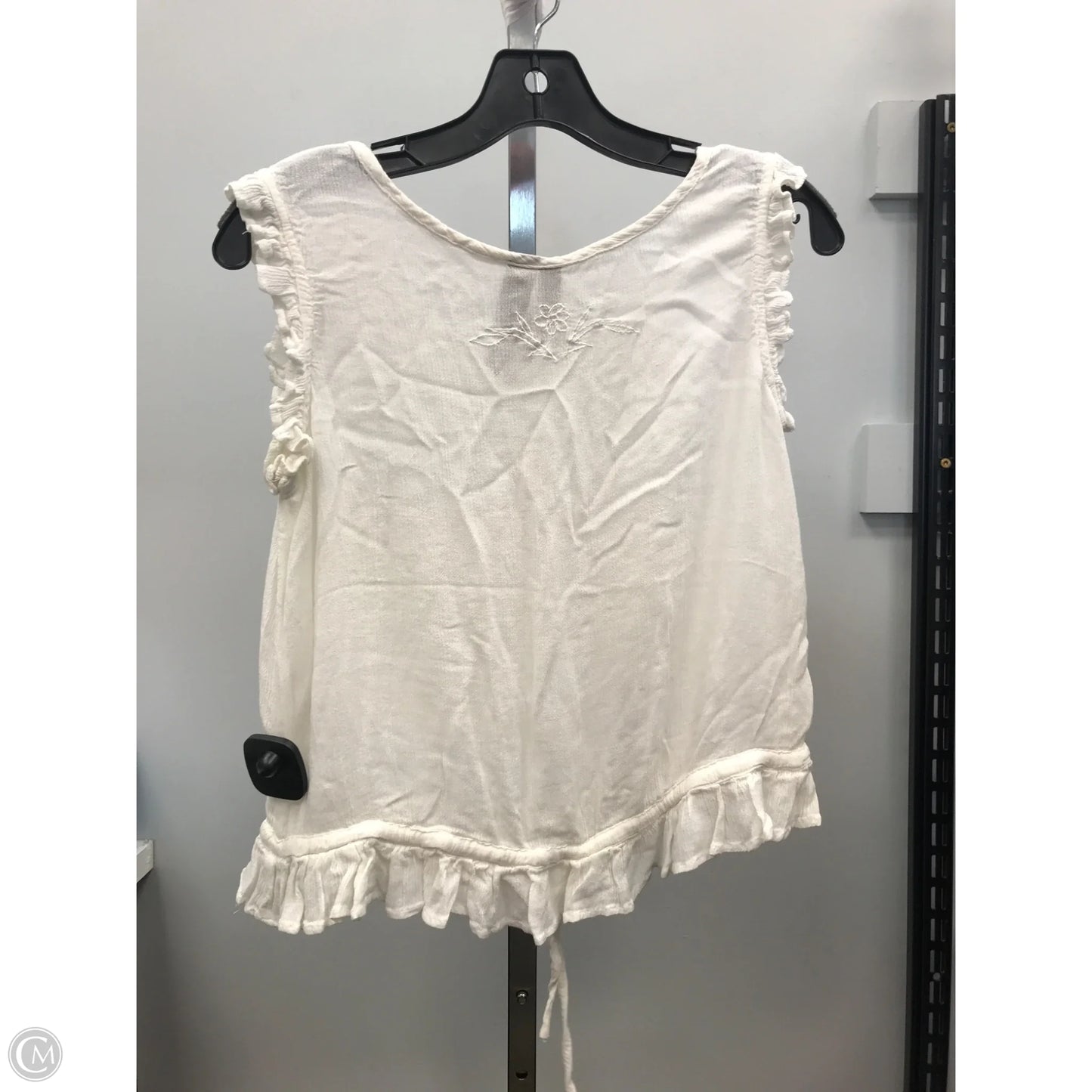 Top Sleeveless By Fun And Flirt In Cream, Size: S