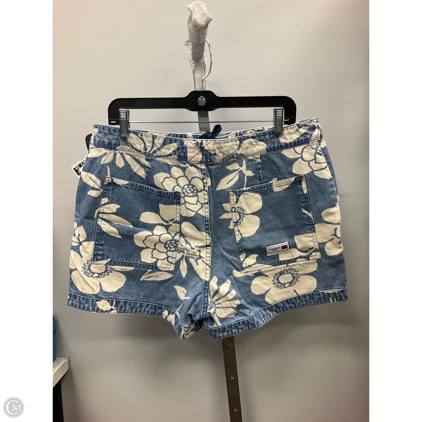 Shorts By Tommy Hilfiger In Blue Denim, Size: 14