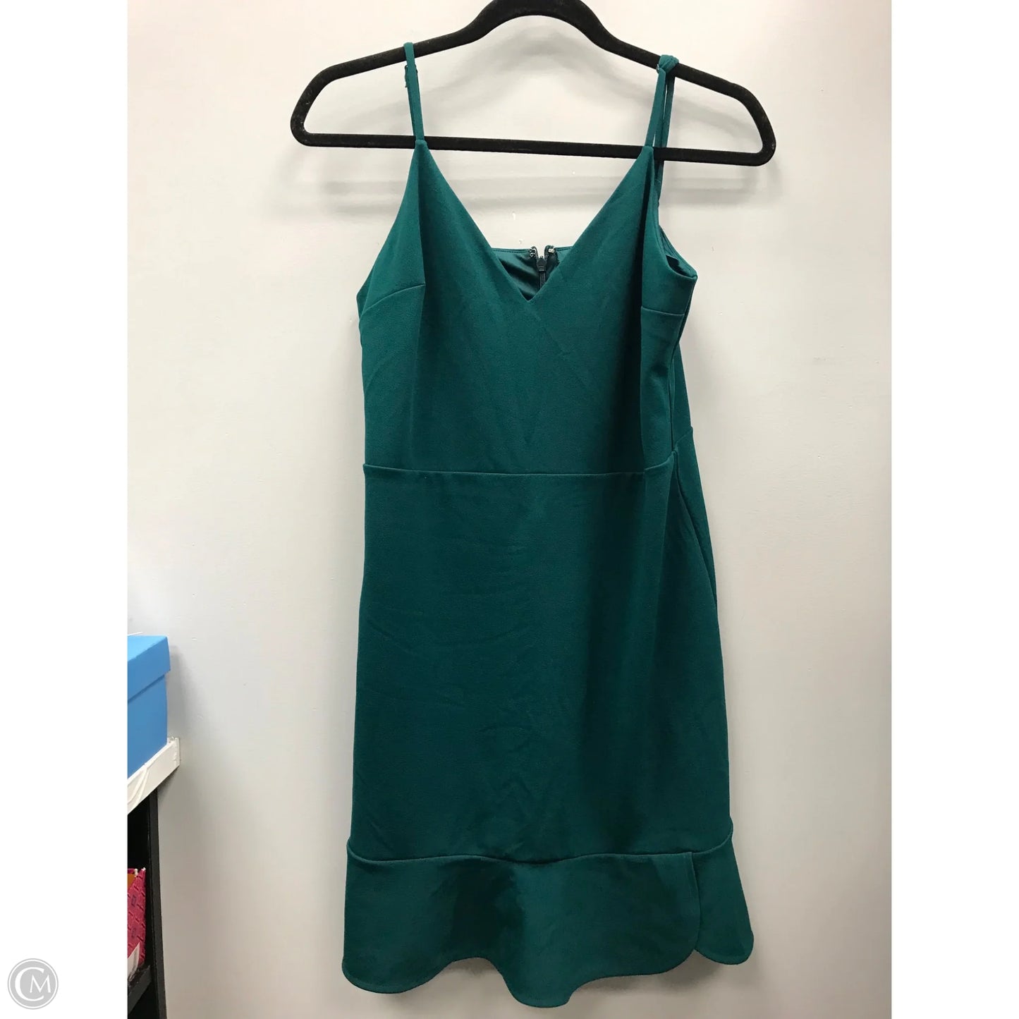 Dress Casual Short By Express In Green, Size: L
