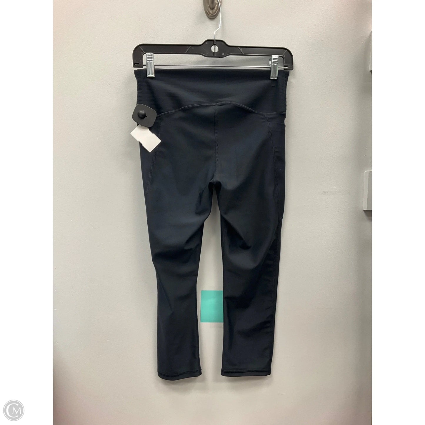 Athletic Leggings Capris By Under Armour In Black, Size: M