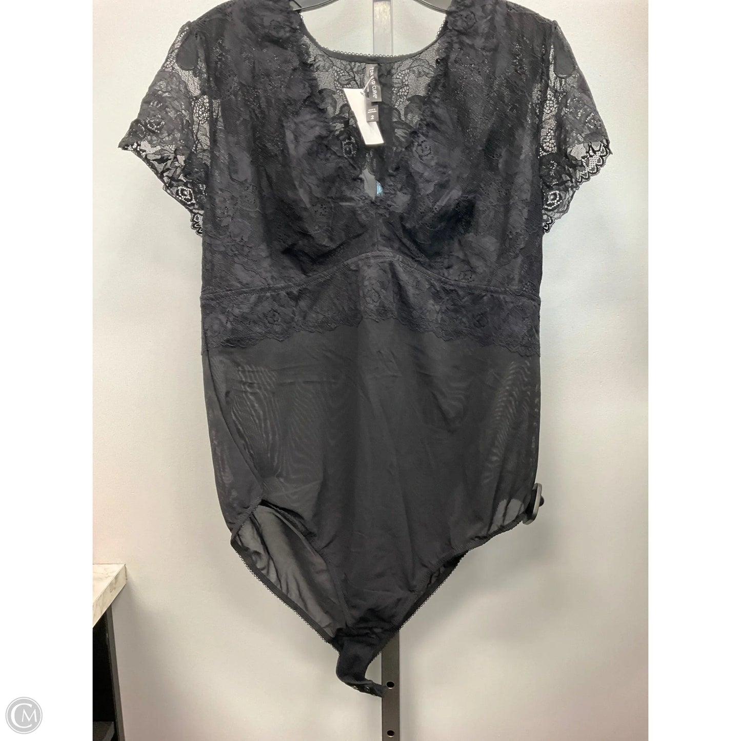 Top Short Sleeve By Torrid In Black, Size: 2x