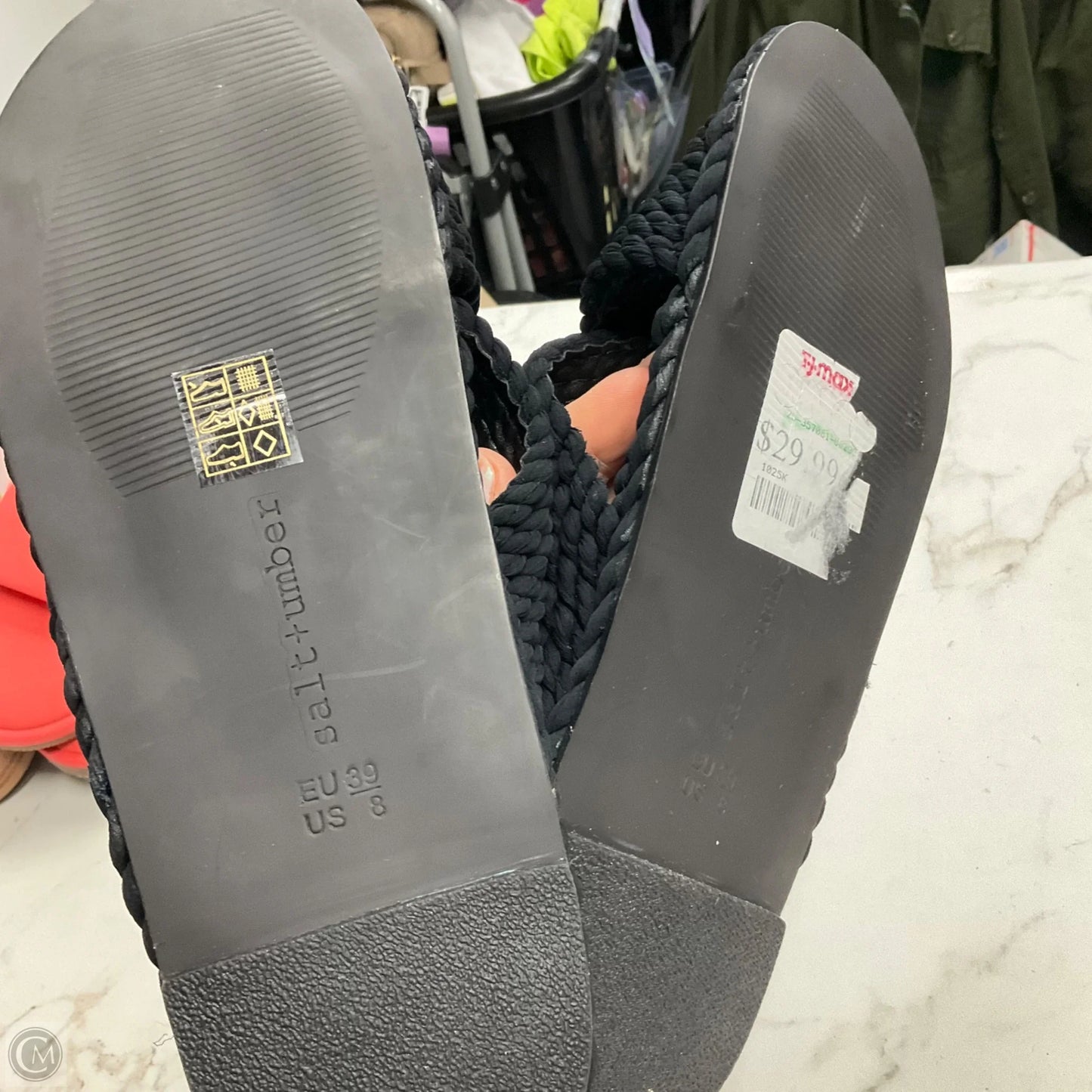 Sandals Flats By Cmc In Black, Size: 8