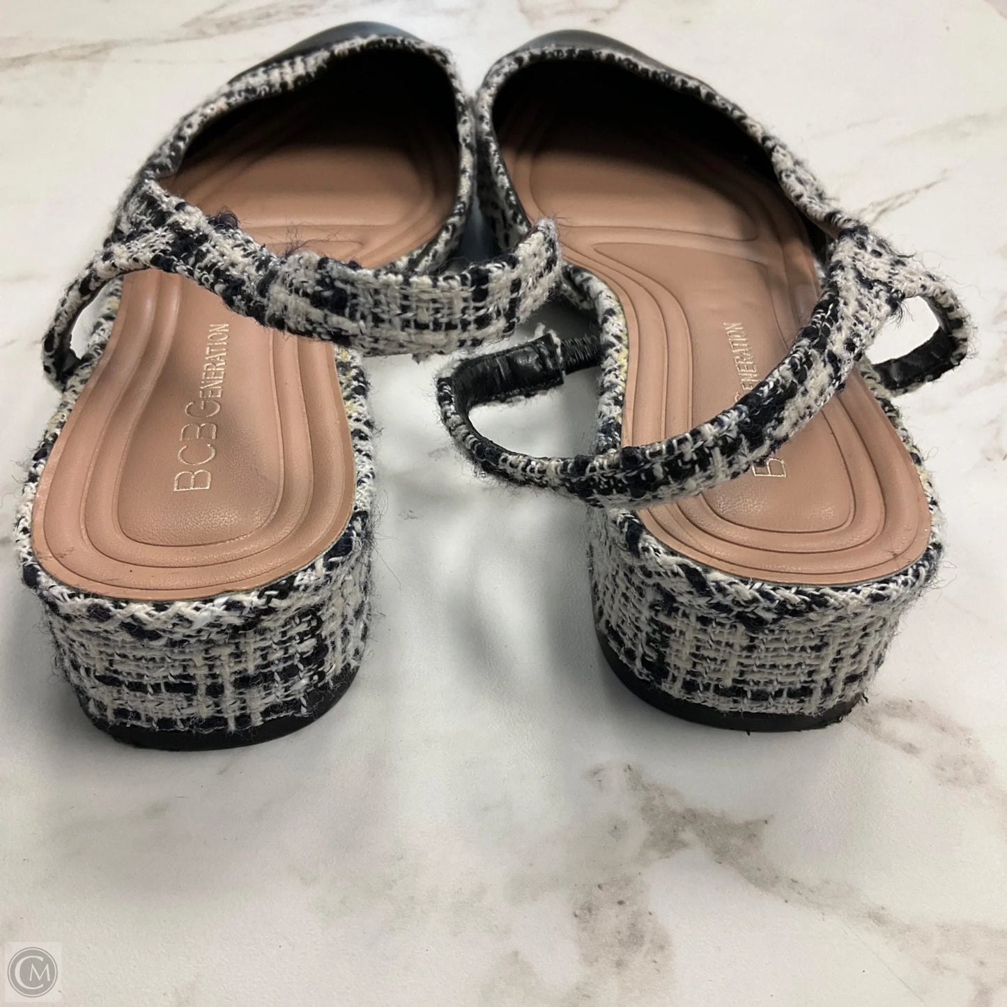 Shoes Flats By Bcbgeneration In Black & Cream, Size: 8.5
